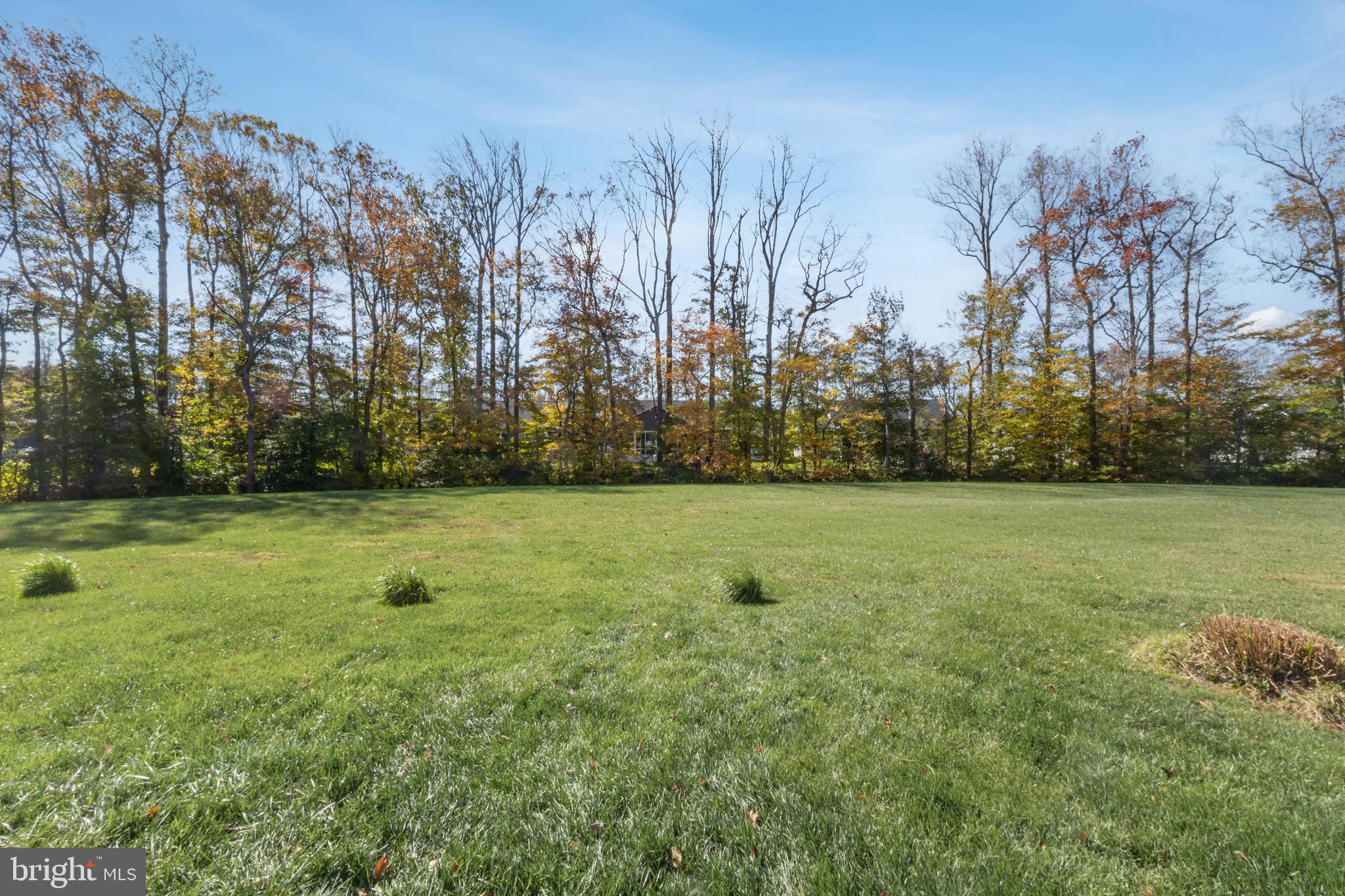 LIGHTHOUSE LAKES - Residential