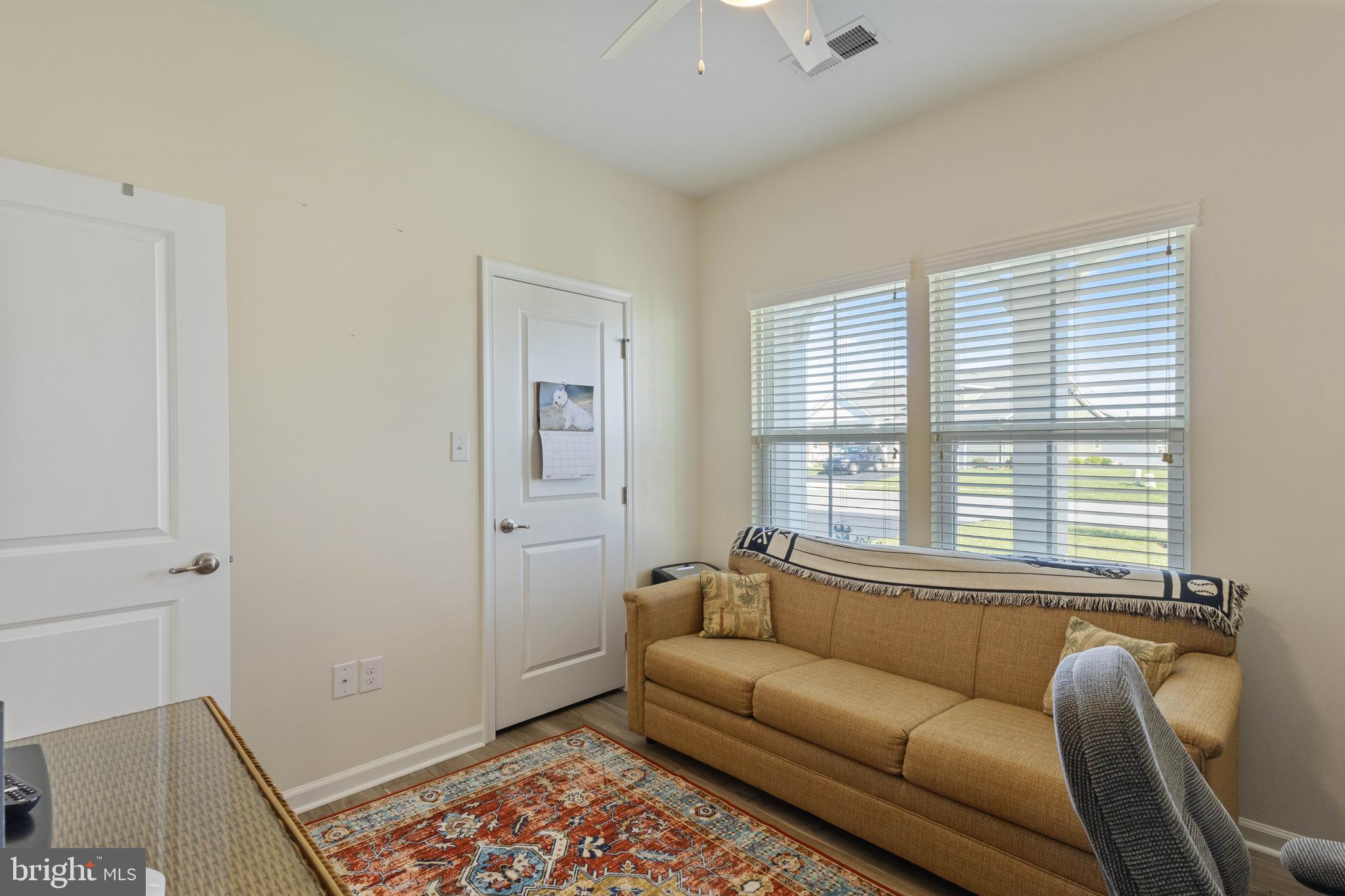 LIGHTHOUSE LAKES - Residential