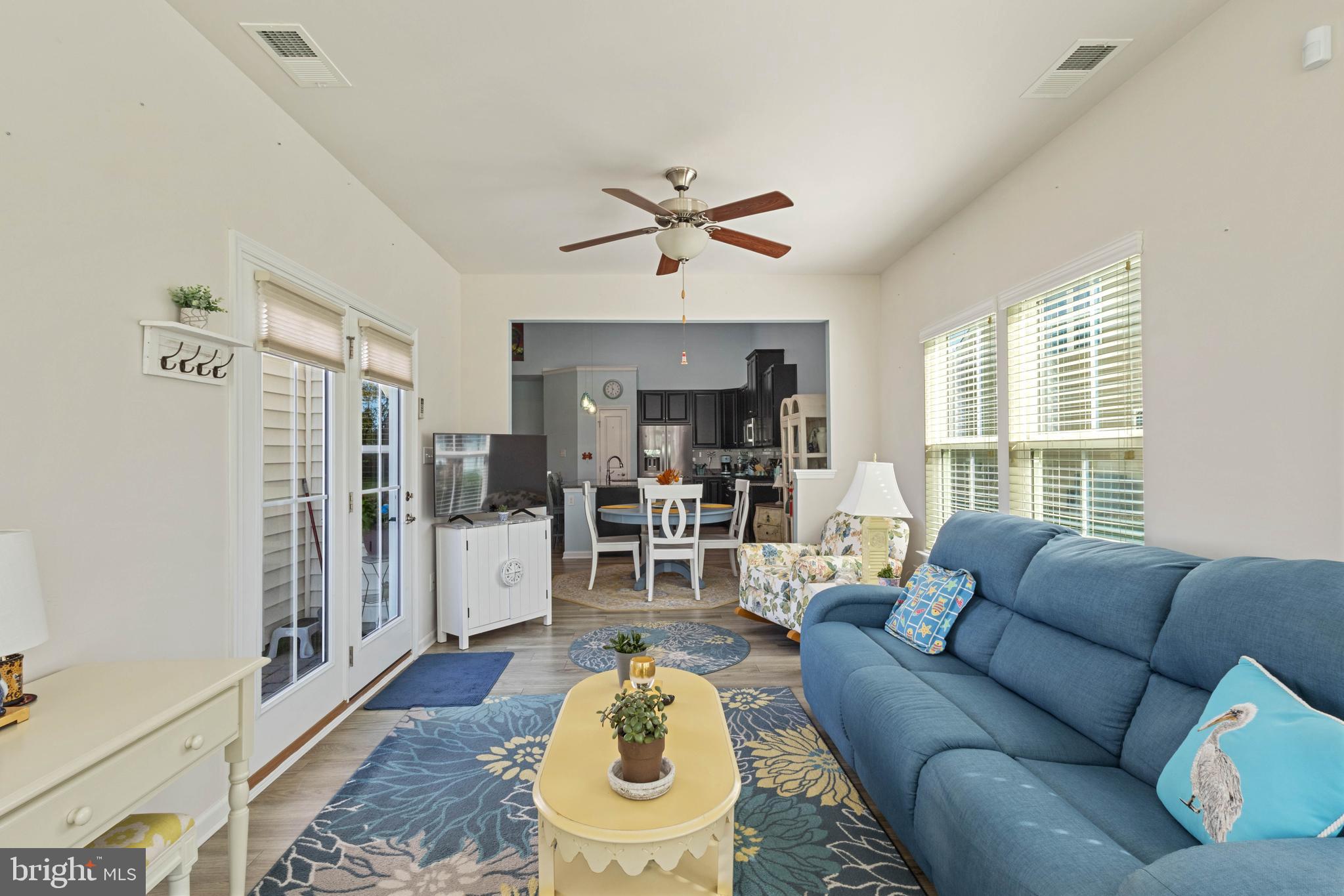 LIGHTHOUSE LAKES - Residential