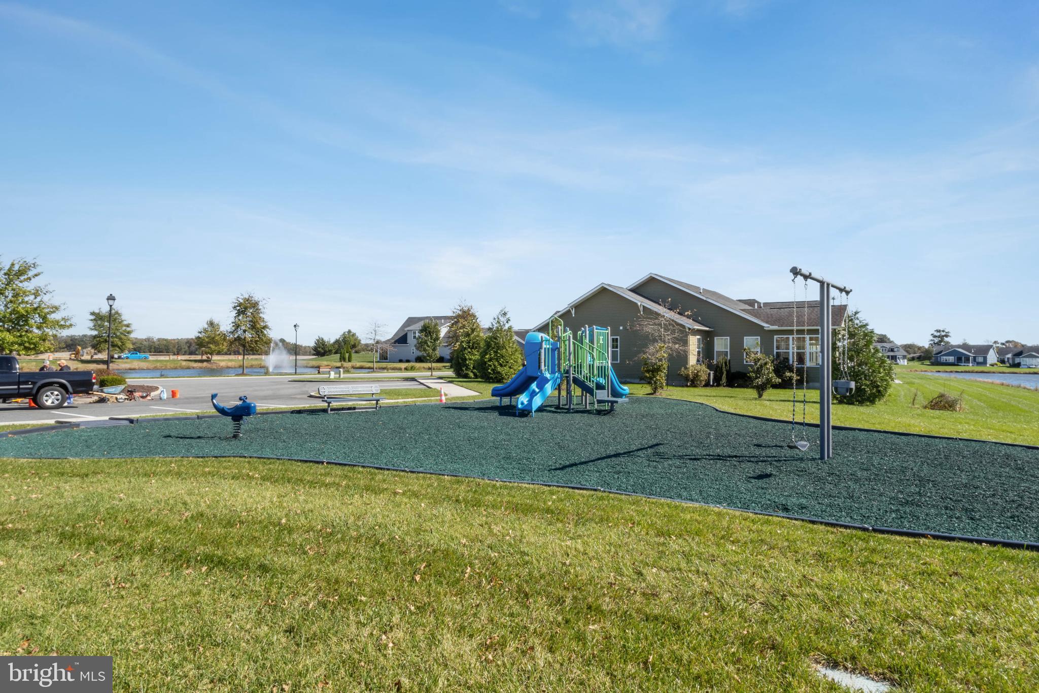 LIGHTHOUSE LAKES - Residential