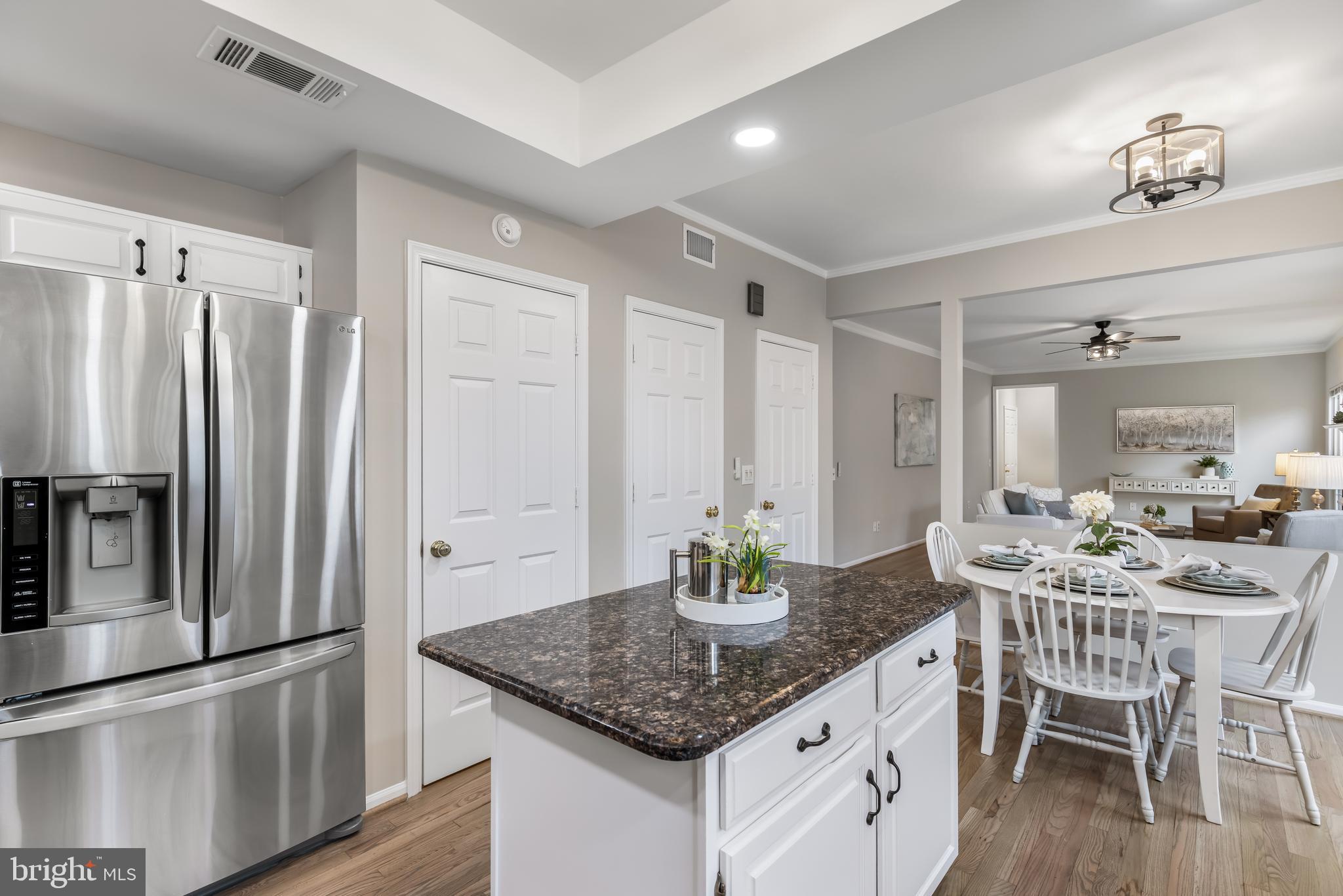 TWIN OAKS FARM - Residential