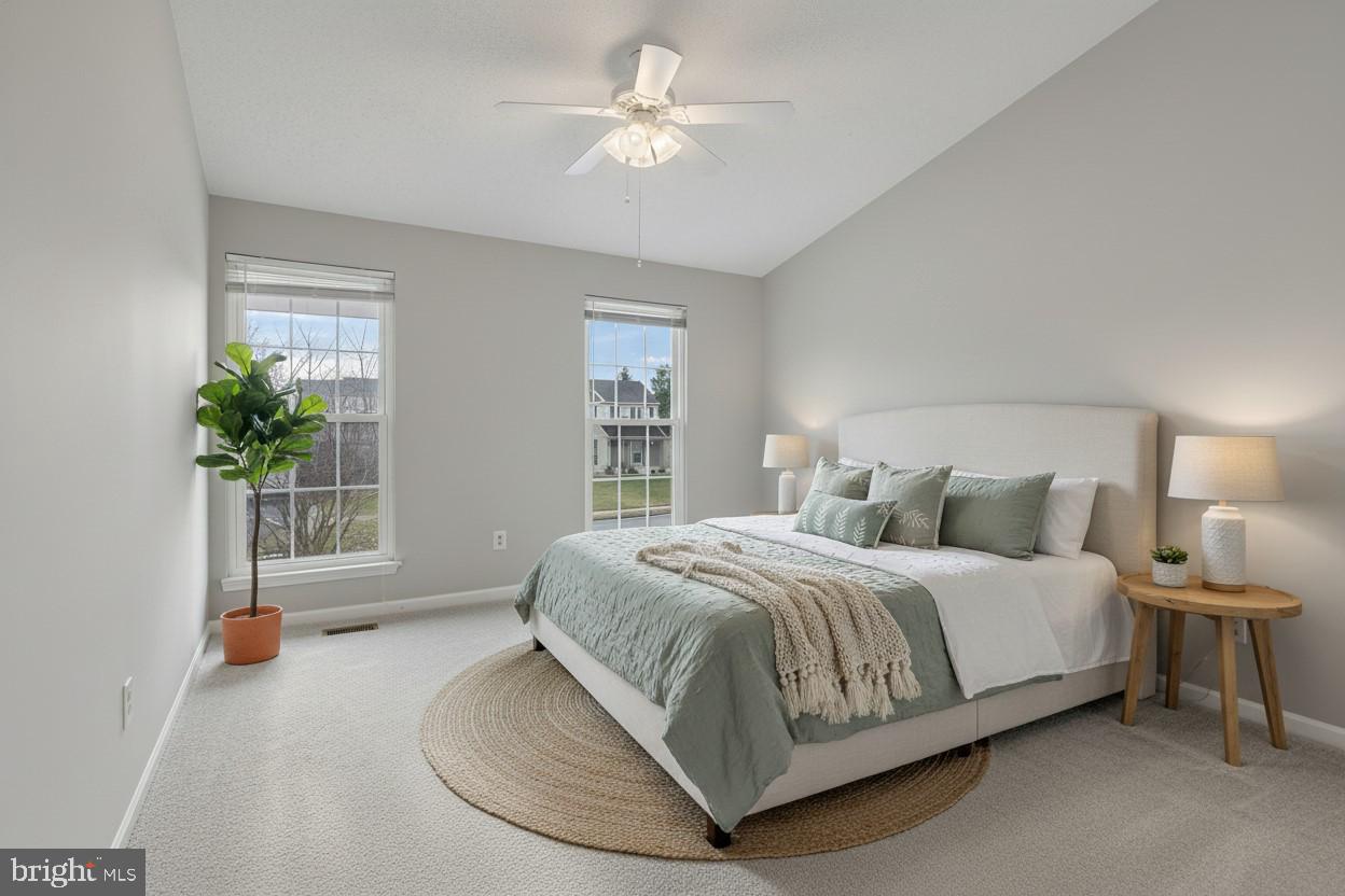 TWIN OAKS FARM - Residential