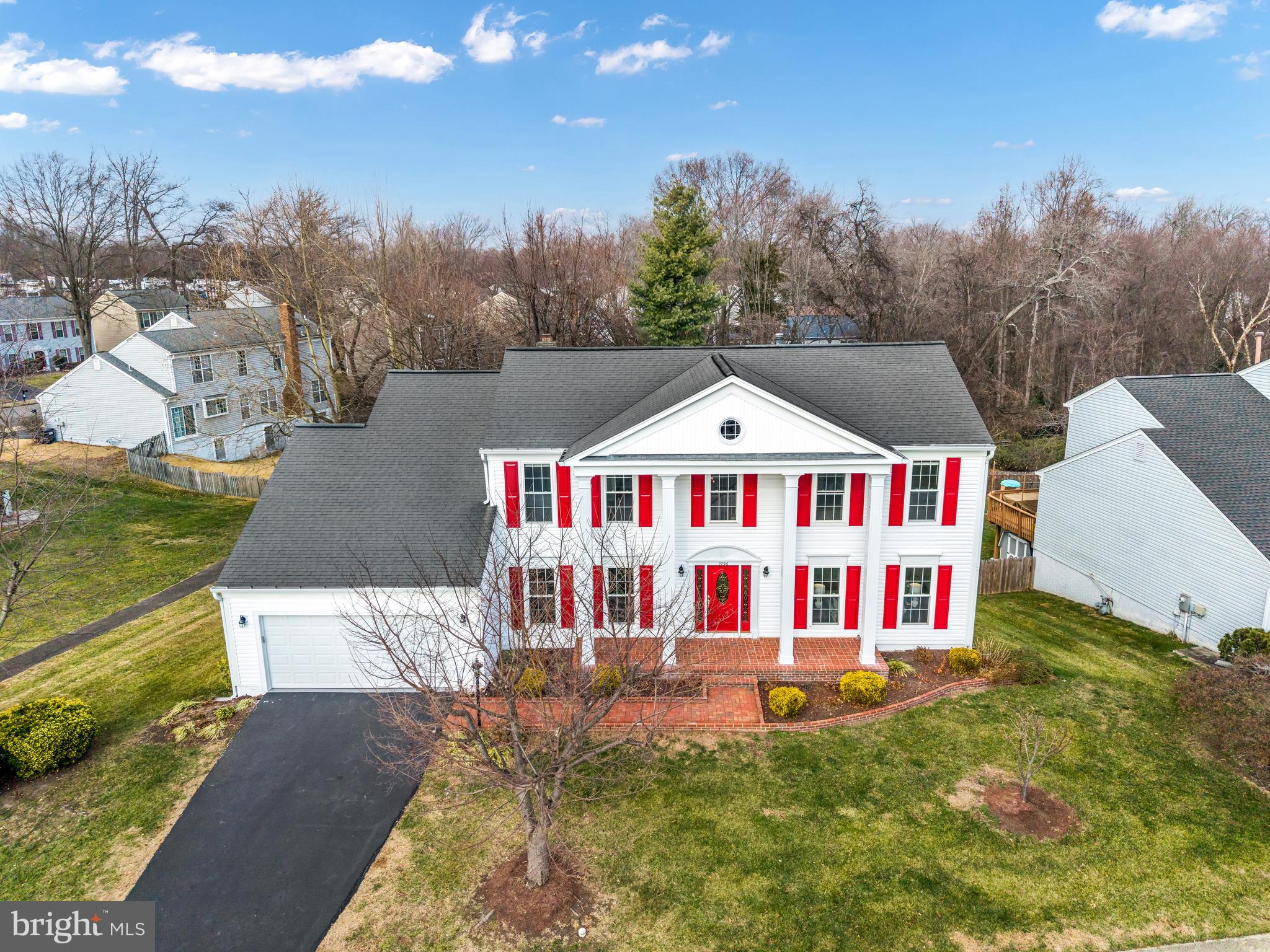 TWIN OAKS FARM - Residential