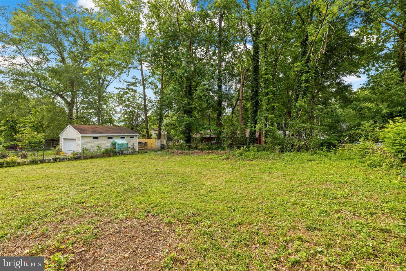 STONEYBROOKE - Residential