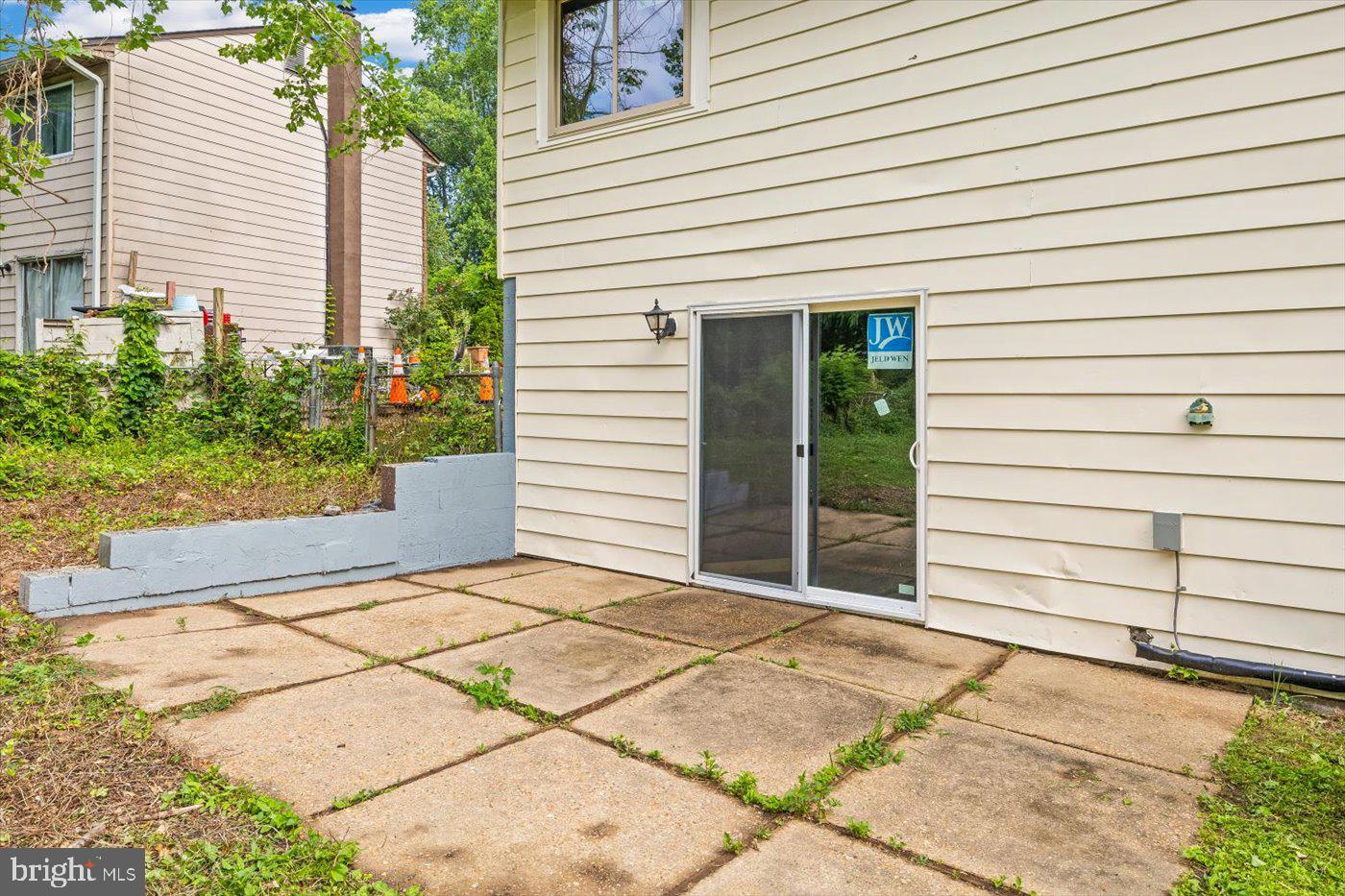 STONEYBROOKE - Residential