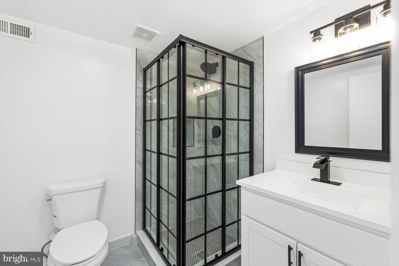 STONEYBROOKE - Residential