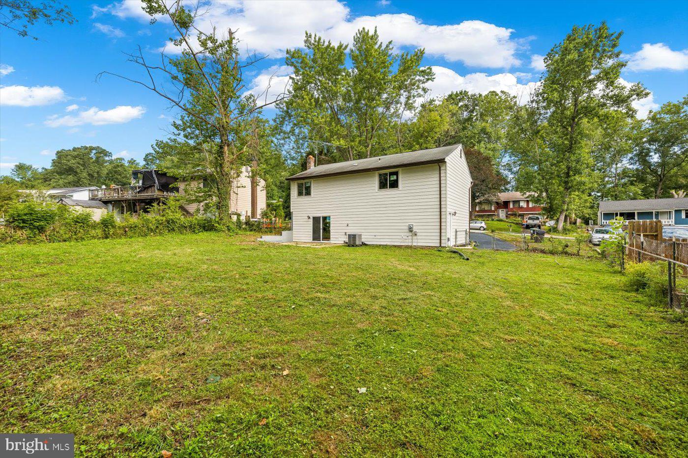 STONEYBROOKE - Residential