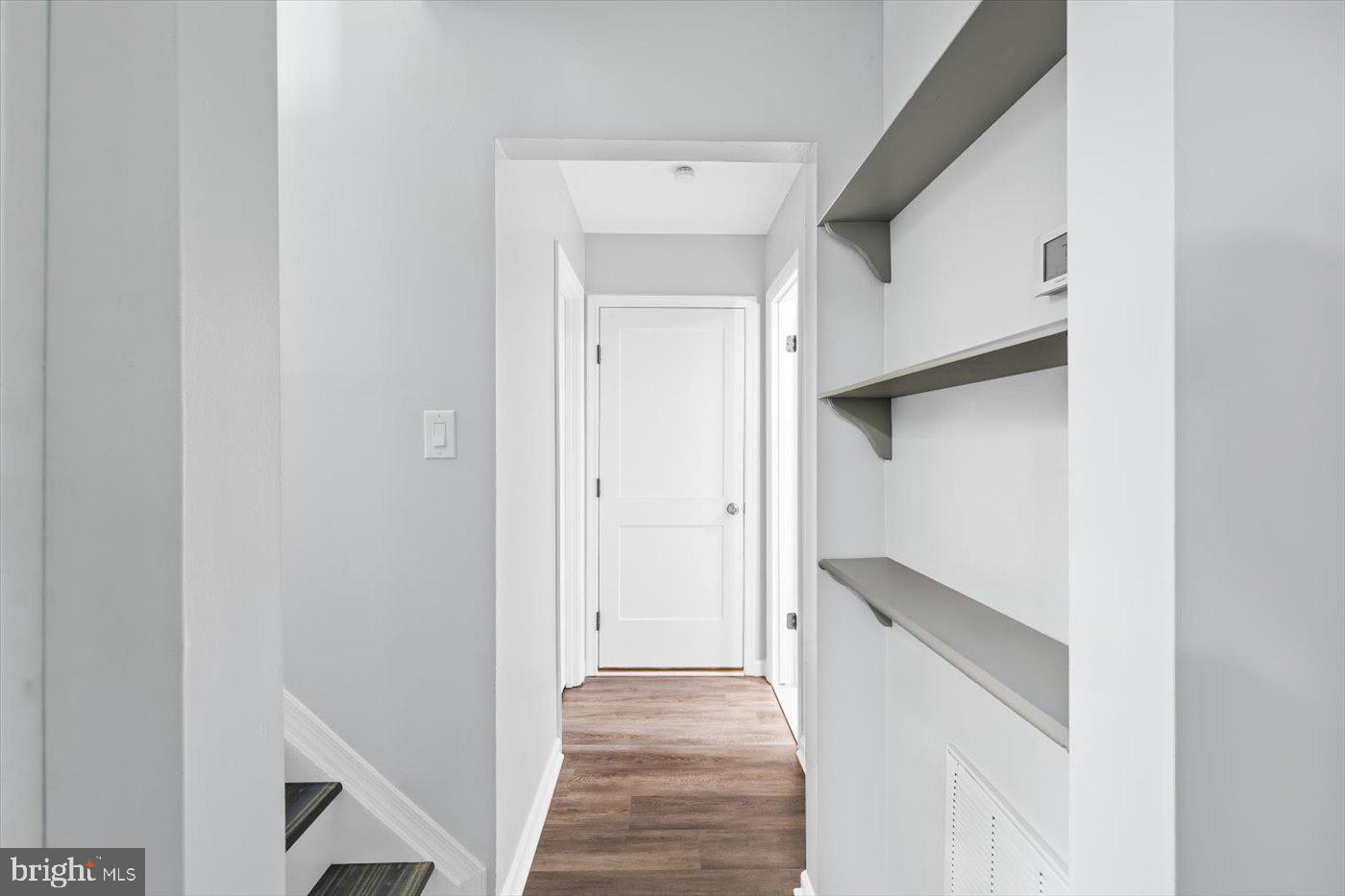 STONEYBROOKE - Residential