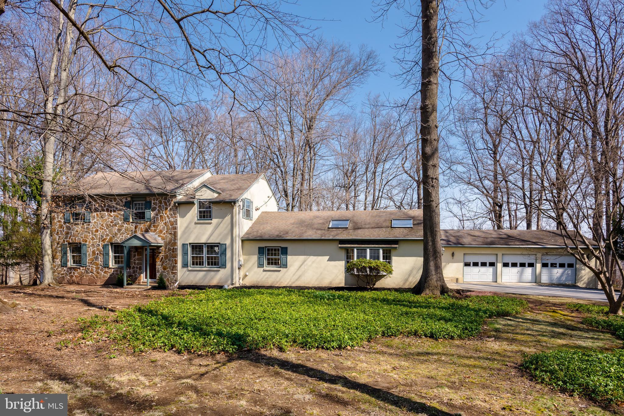 1116 TINKERHILL LANE