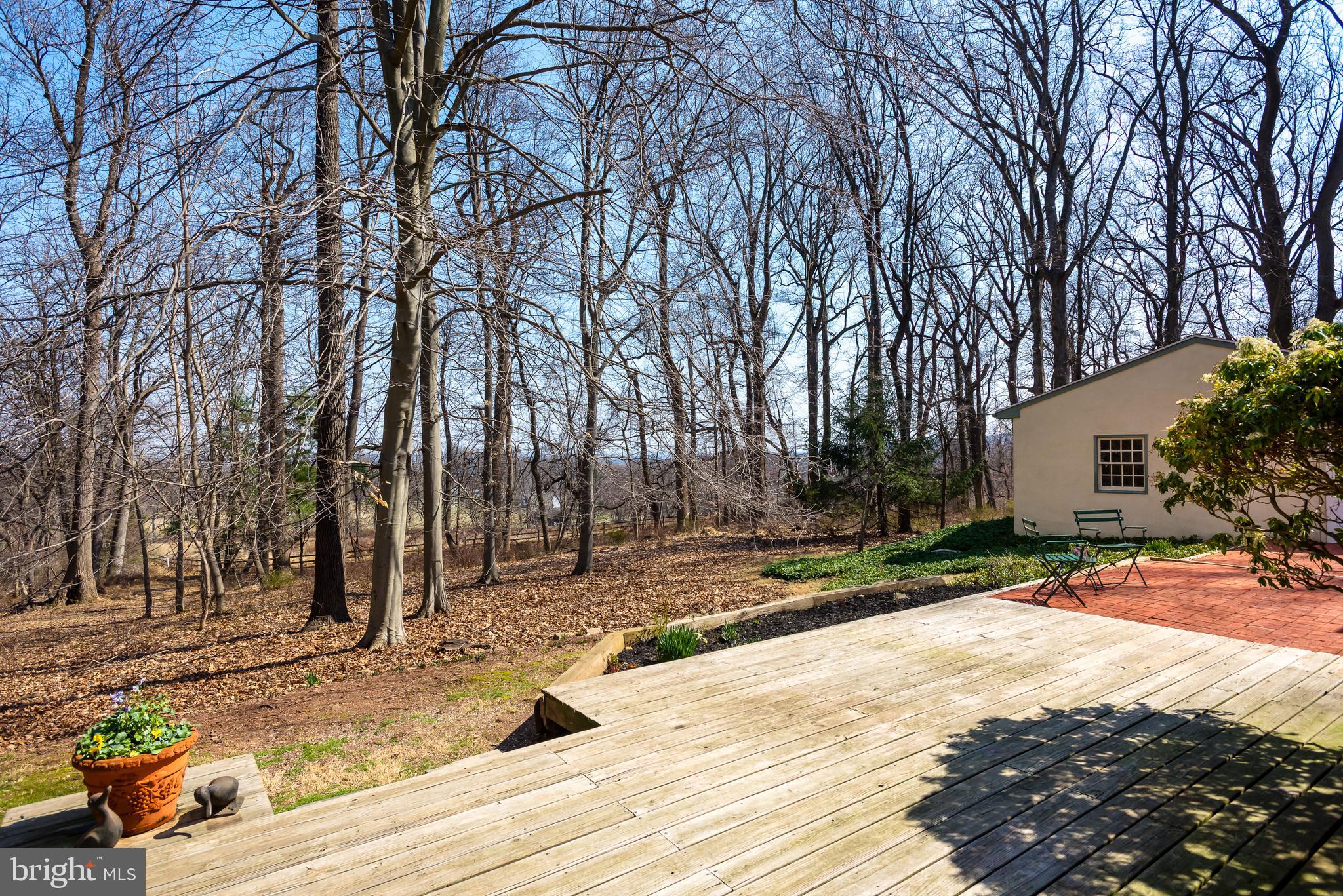 FOUR OAKS FARM - Residential