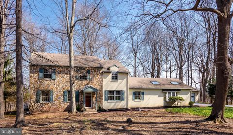 1116 TINKERHILL LANE MALVERN PA 19355