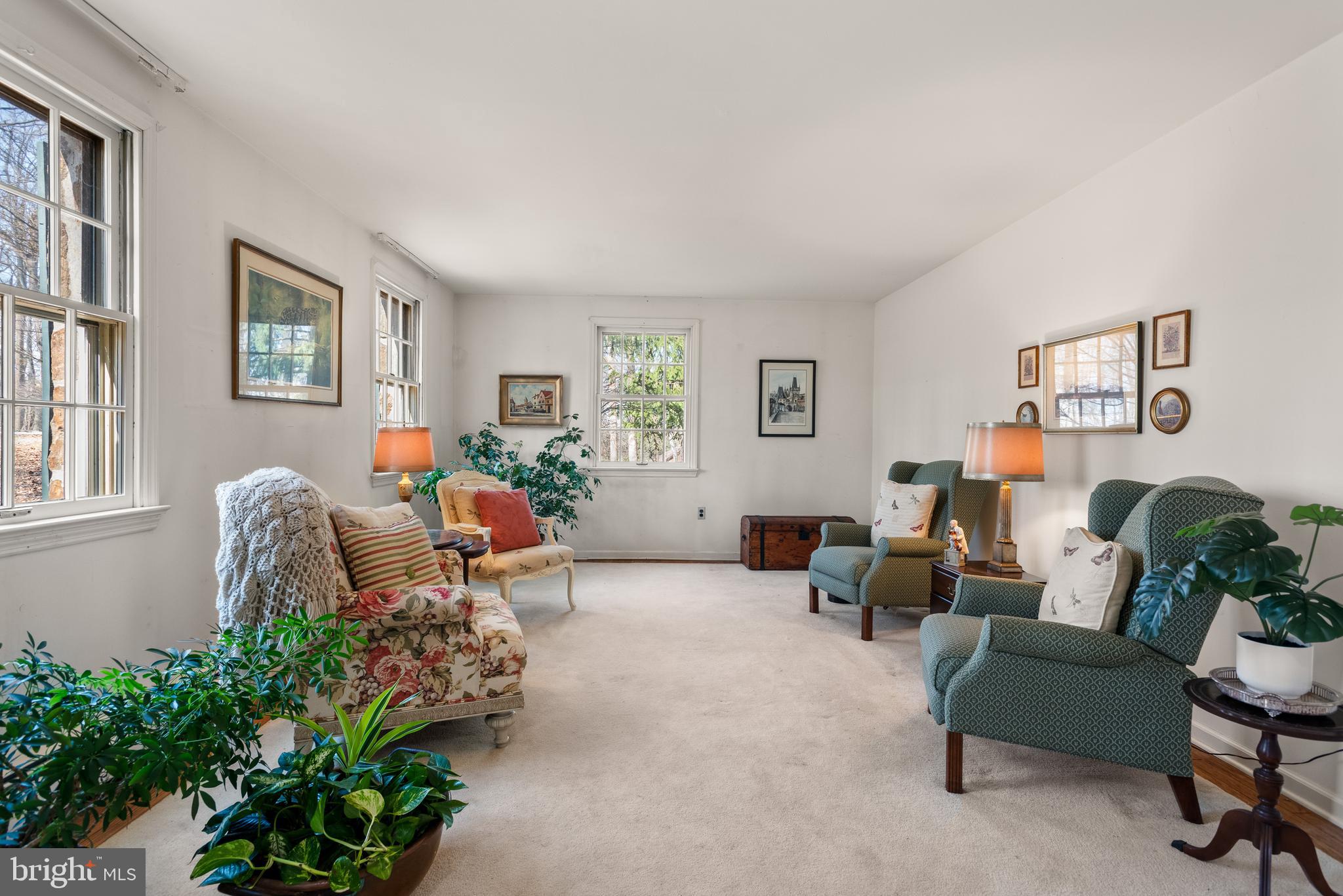 1116 TINKERHILL LANE