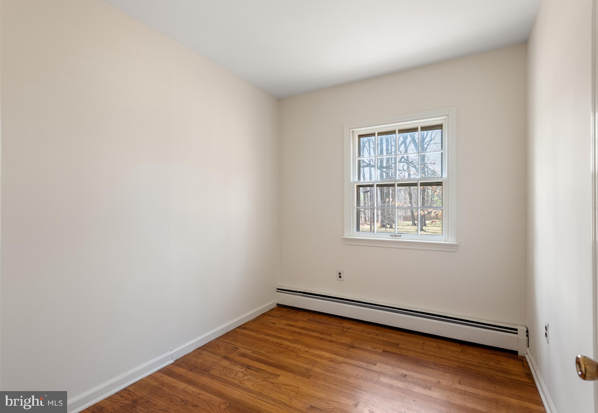 FOUR OAKS FARM - Residential