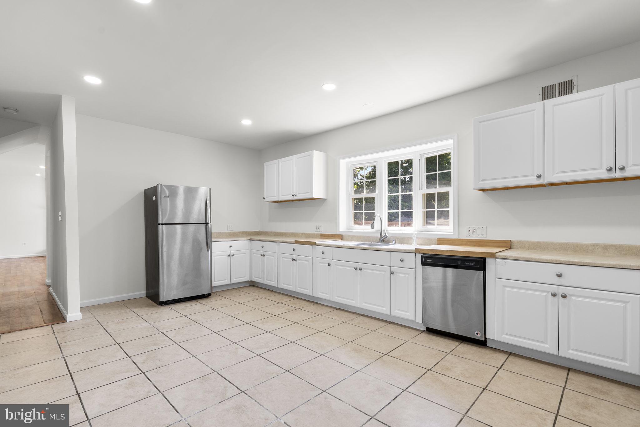 CLARKSBURG OUTSIDE - Residential