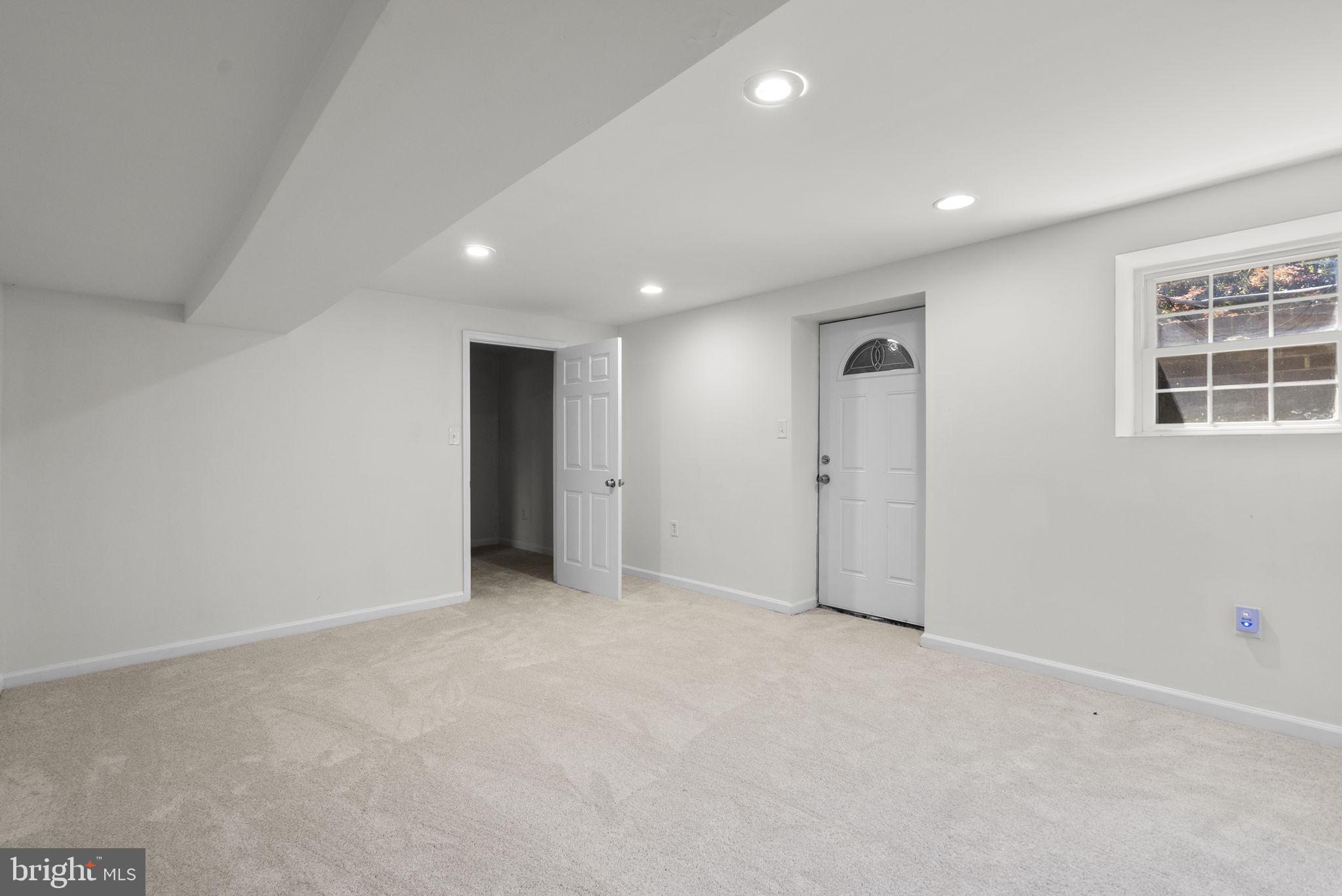 CLARKSBURG OUTSIDE - Residential