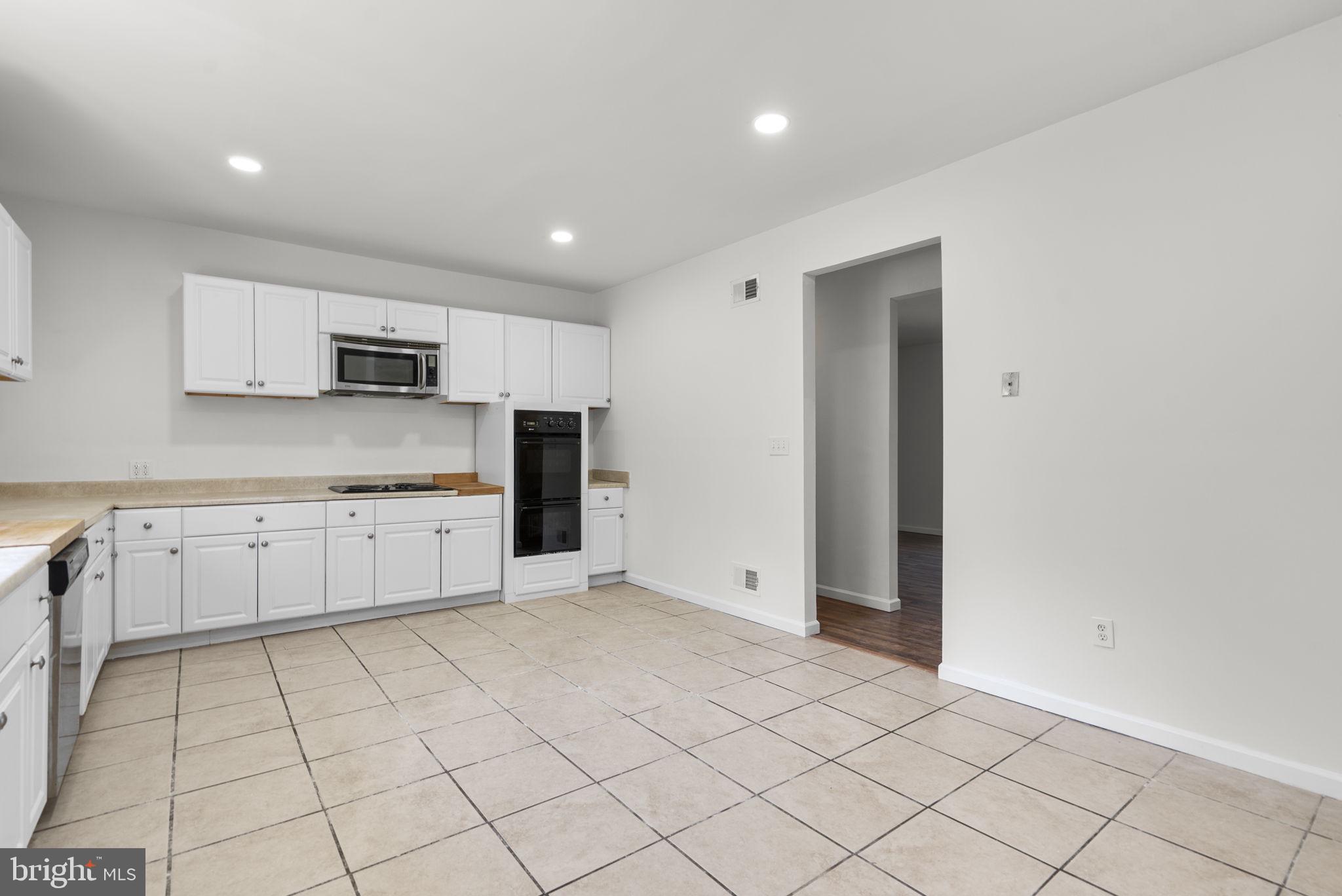 CLARKSBURG OUTSIDE - Residential