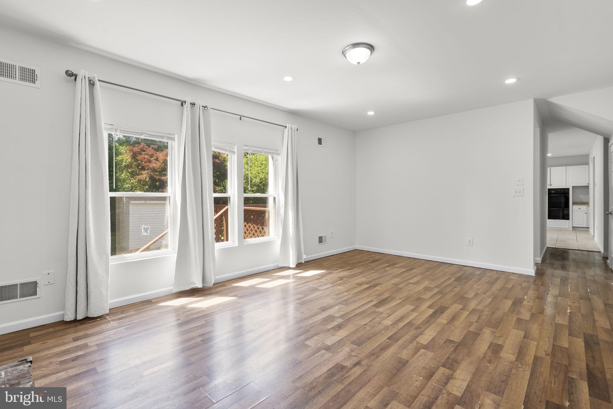 CLARKSBURG OUTSIDE - Residential