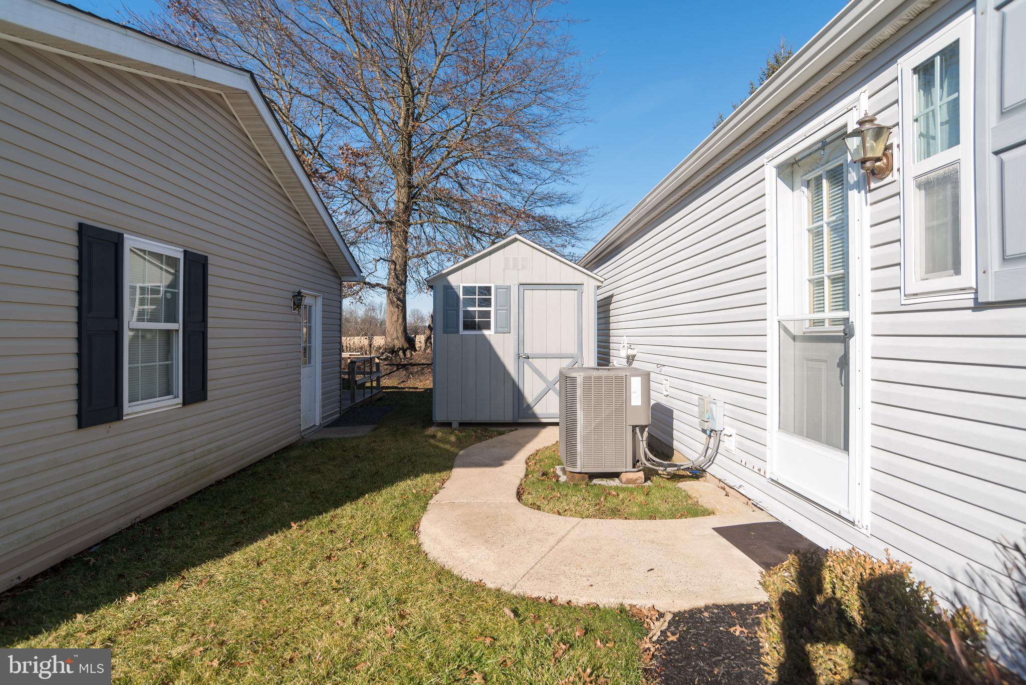 BUCKINGHAM SPRINGS - Residential