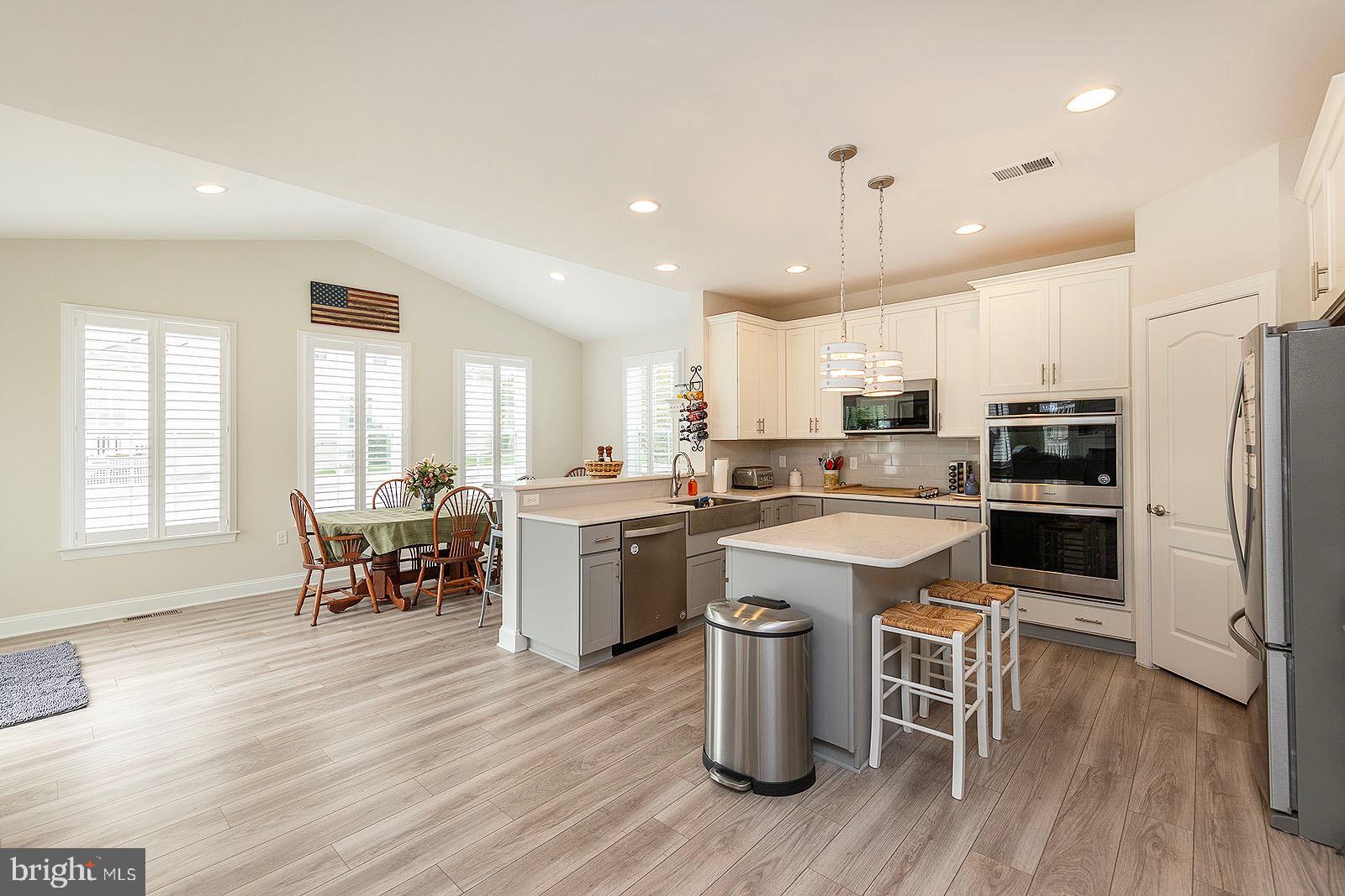 MARTINSBURG STATION - Residential