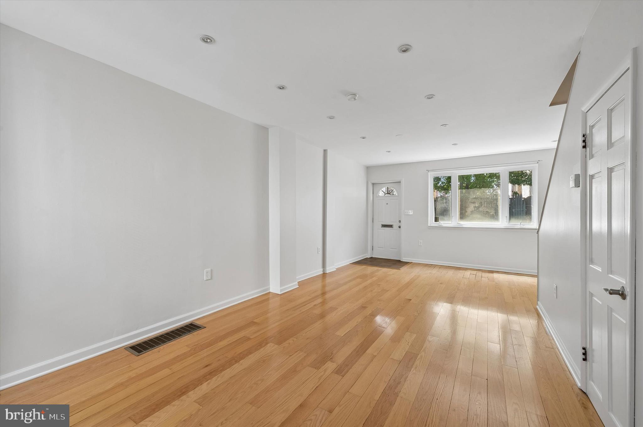 BELLA VISTA - Residential