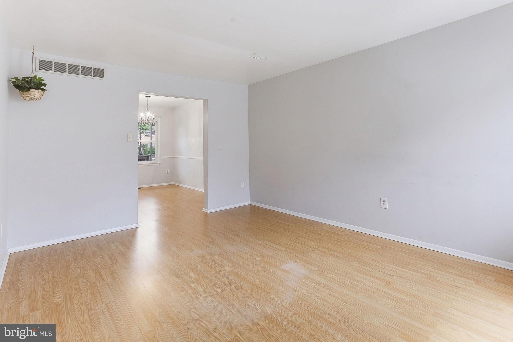 10 KILMORY COURT 24E