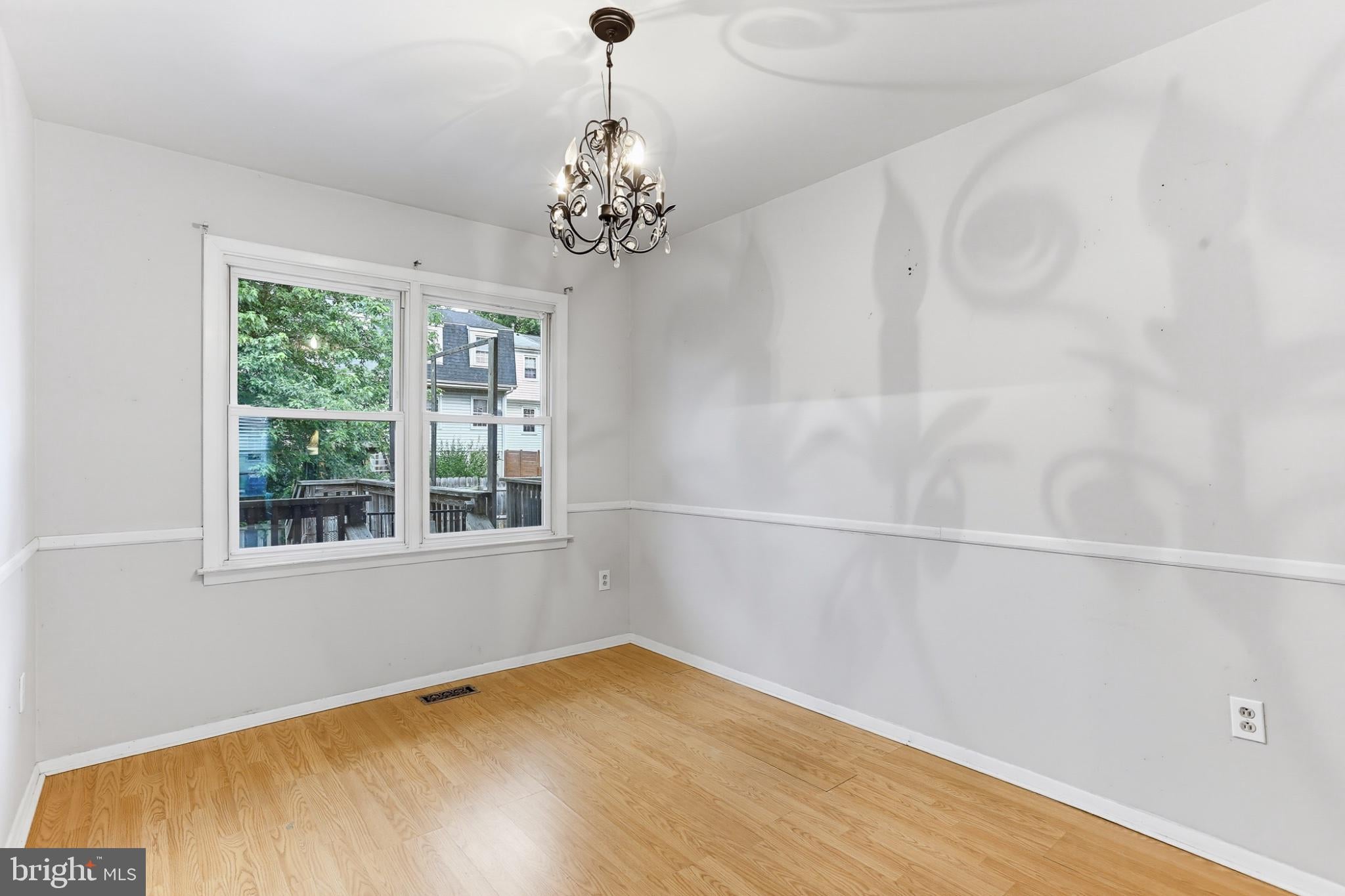 10 KILMORY COURT 24E