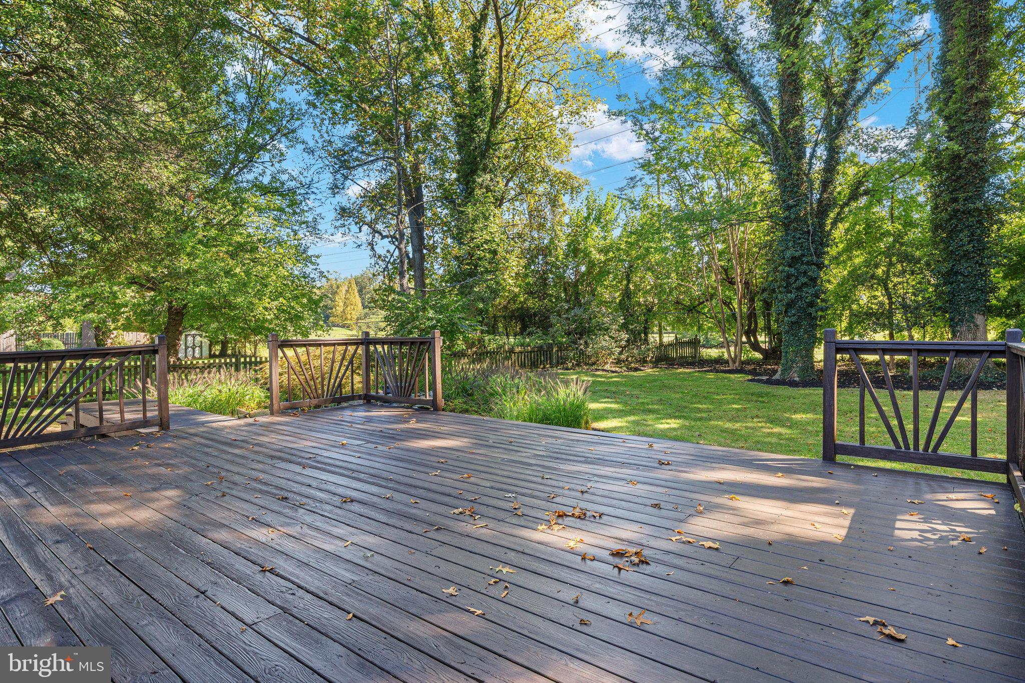 7811 MARTHAS LANE