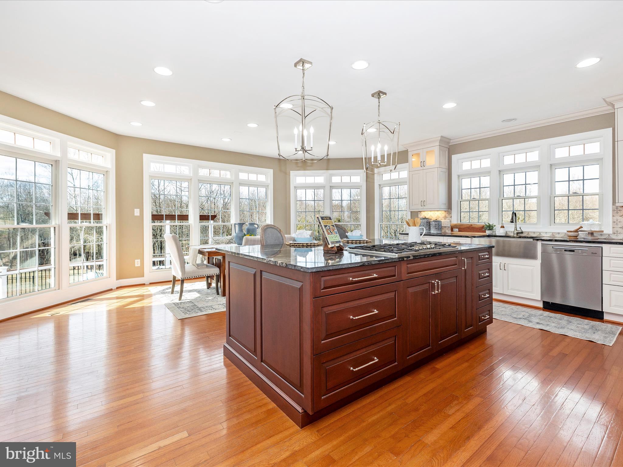 8613 AUGUSTA FARM