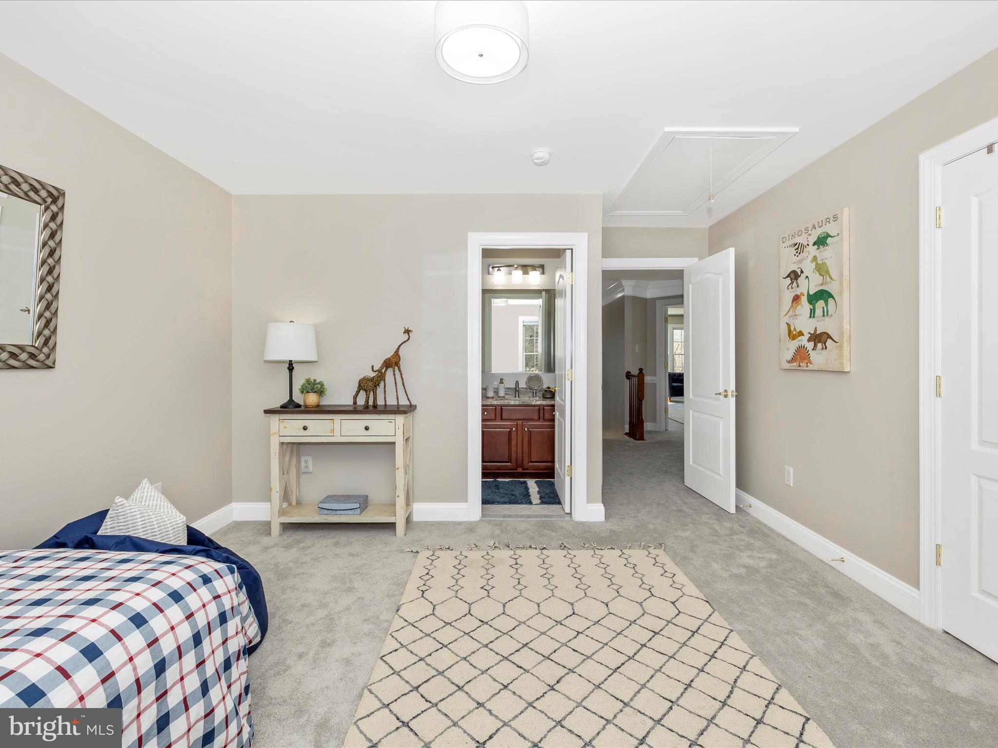 GREENHILLS FARM - Residential