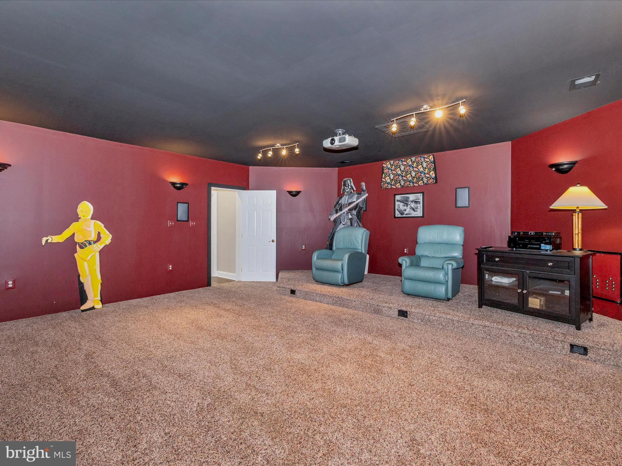 GREENHILLS FARM - Residential