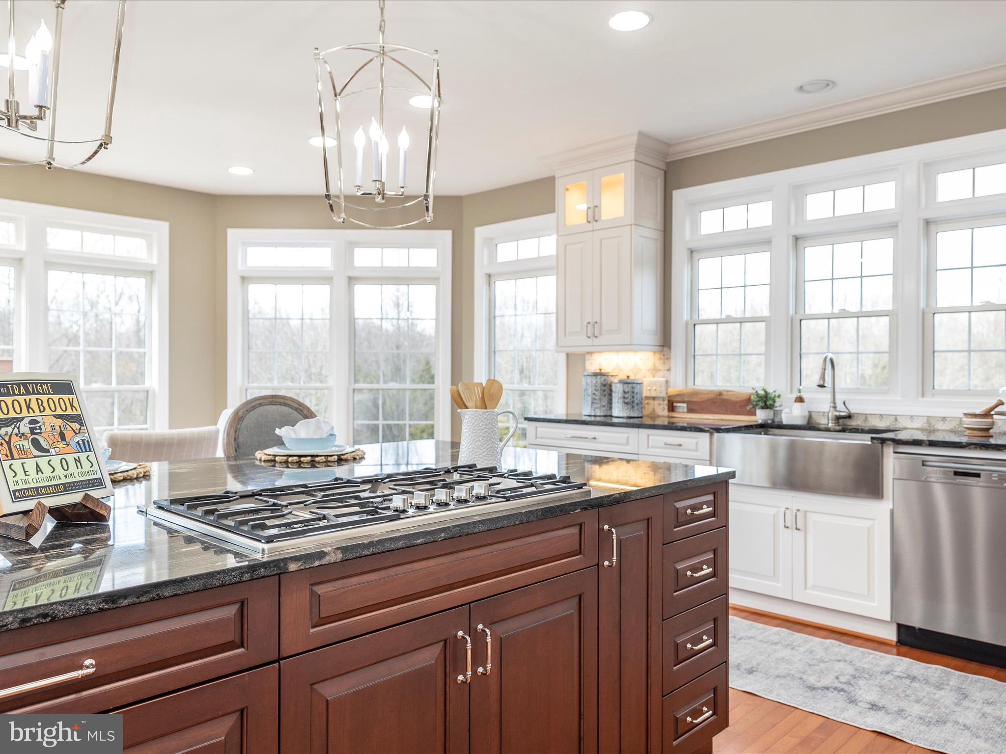 GREENHILLS FARM - Residential