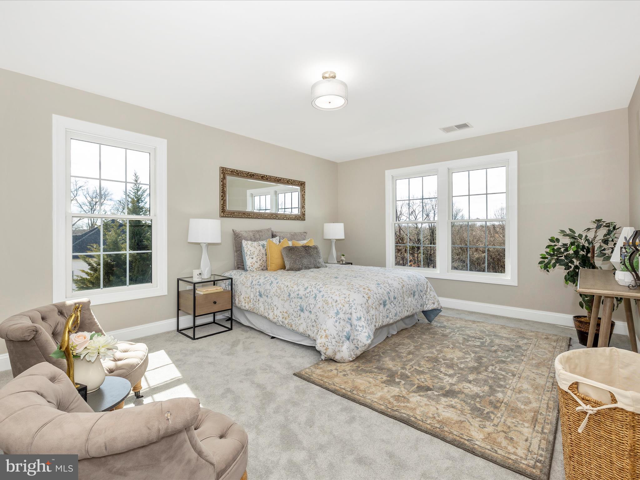 GREENHILLS FARM - Residential