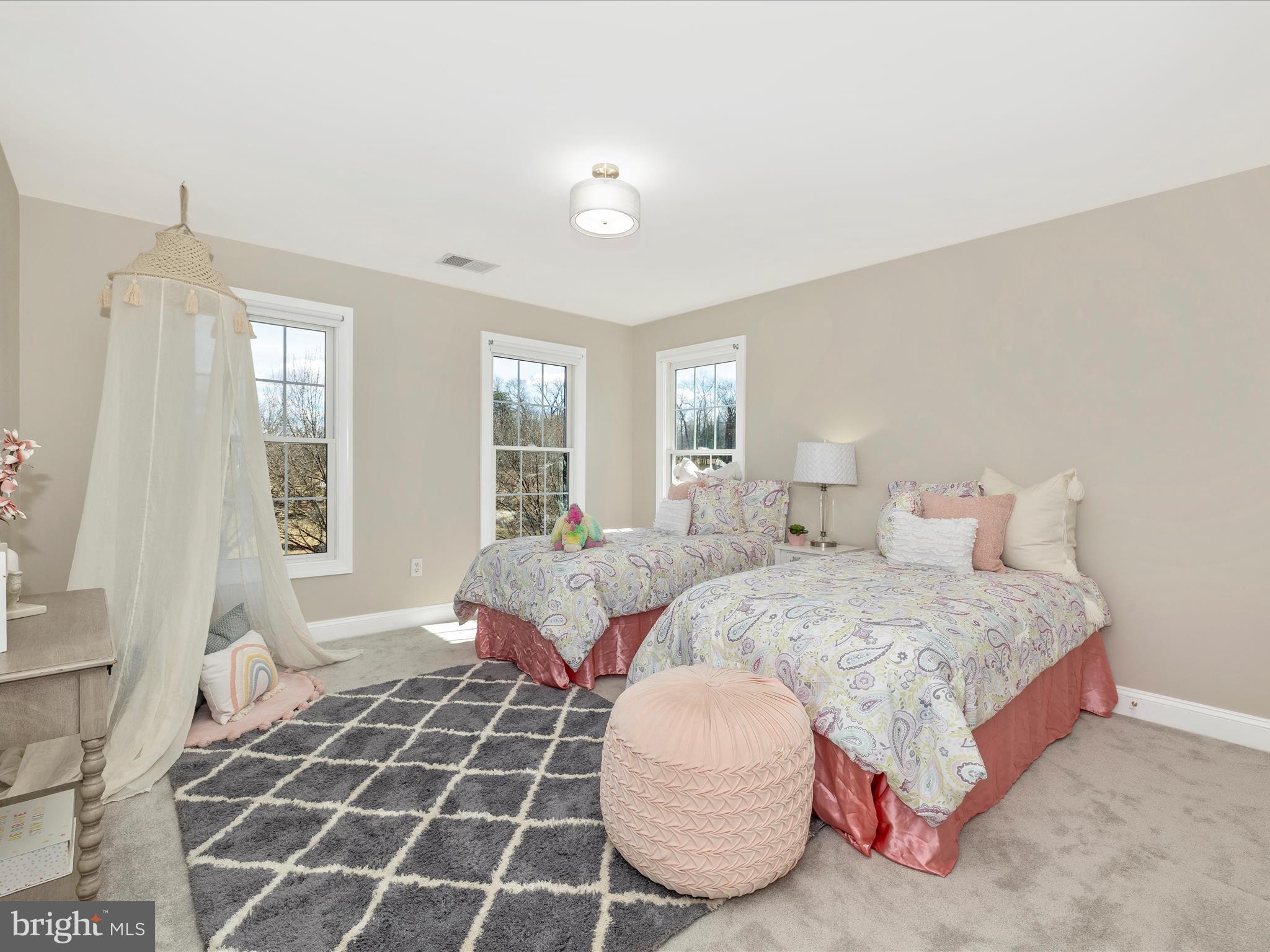 GREENHILLS FARM - Residential