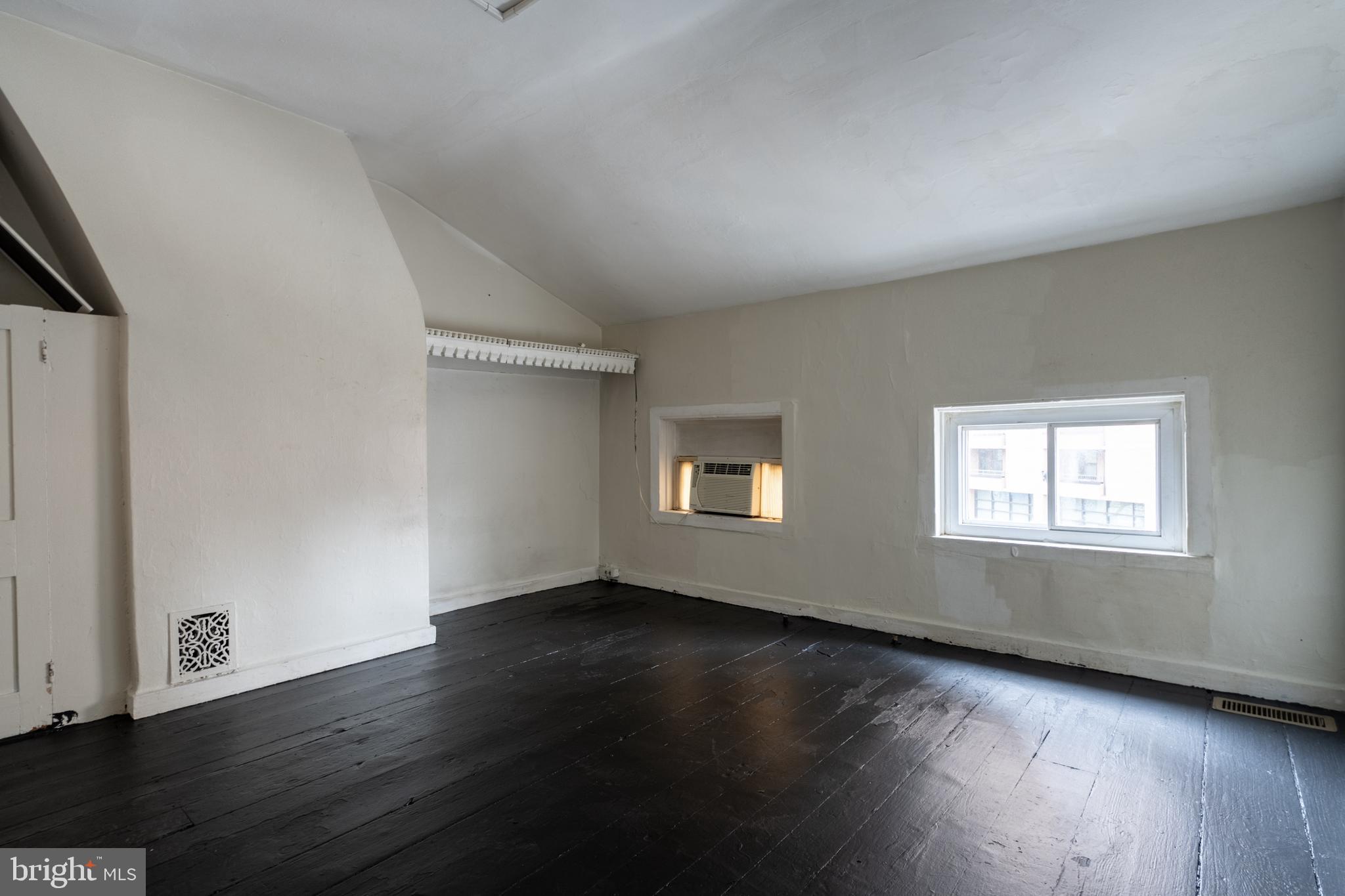 MOUNT VERNON PLACE HISTORIC DISTRICT - Residential