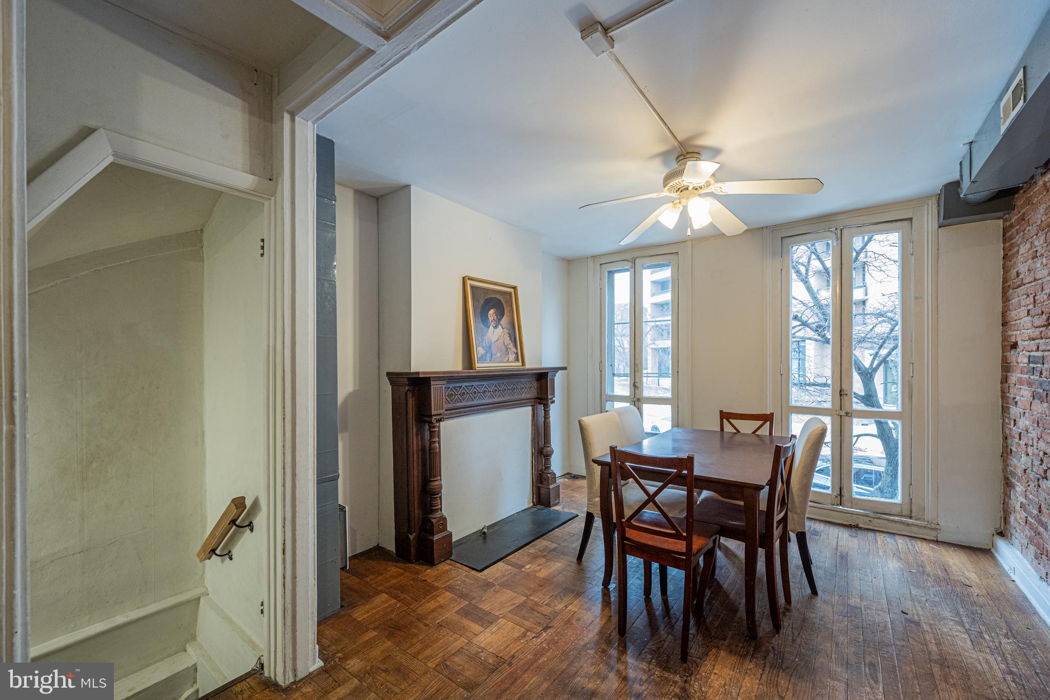 MOUNT VERNON PLACE HISTORIC DISTRICT - Residential