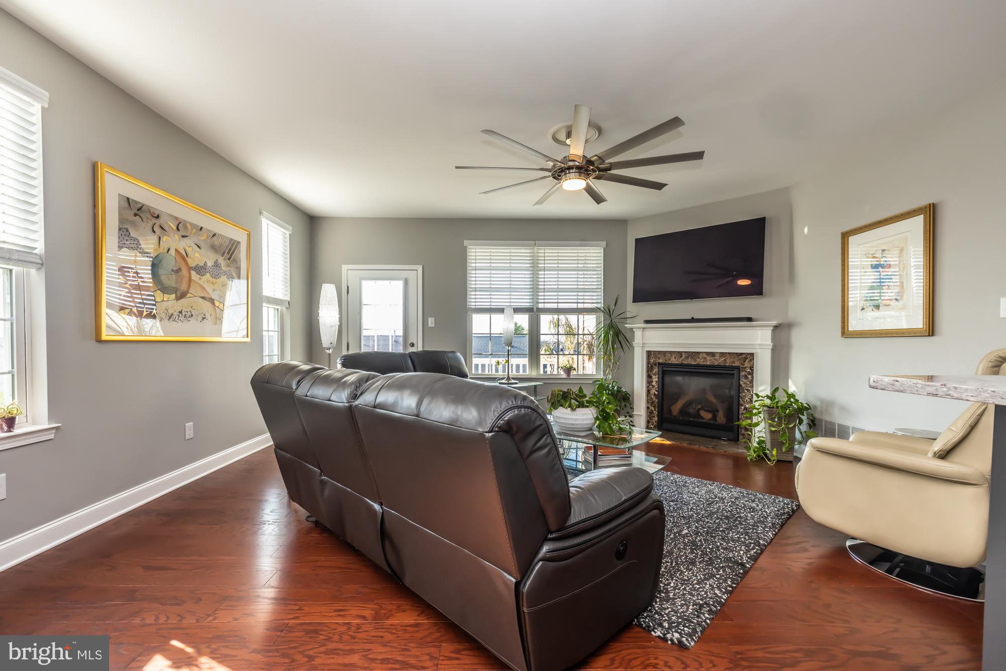 VILLAGES AT HILLVIEW - Residential