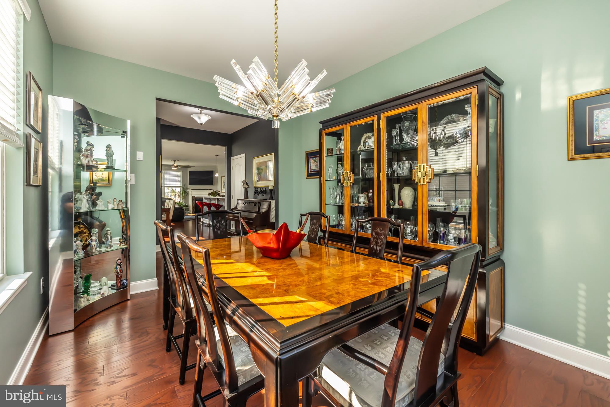 VILLAGES AT HILLVIEW - Residential