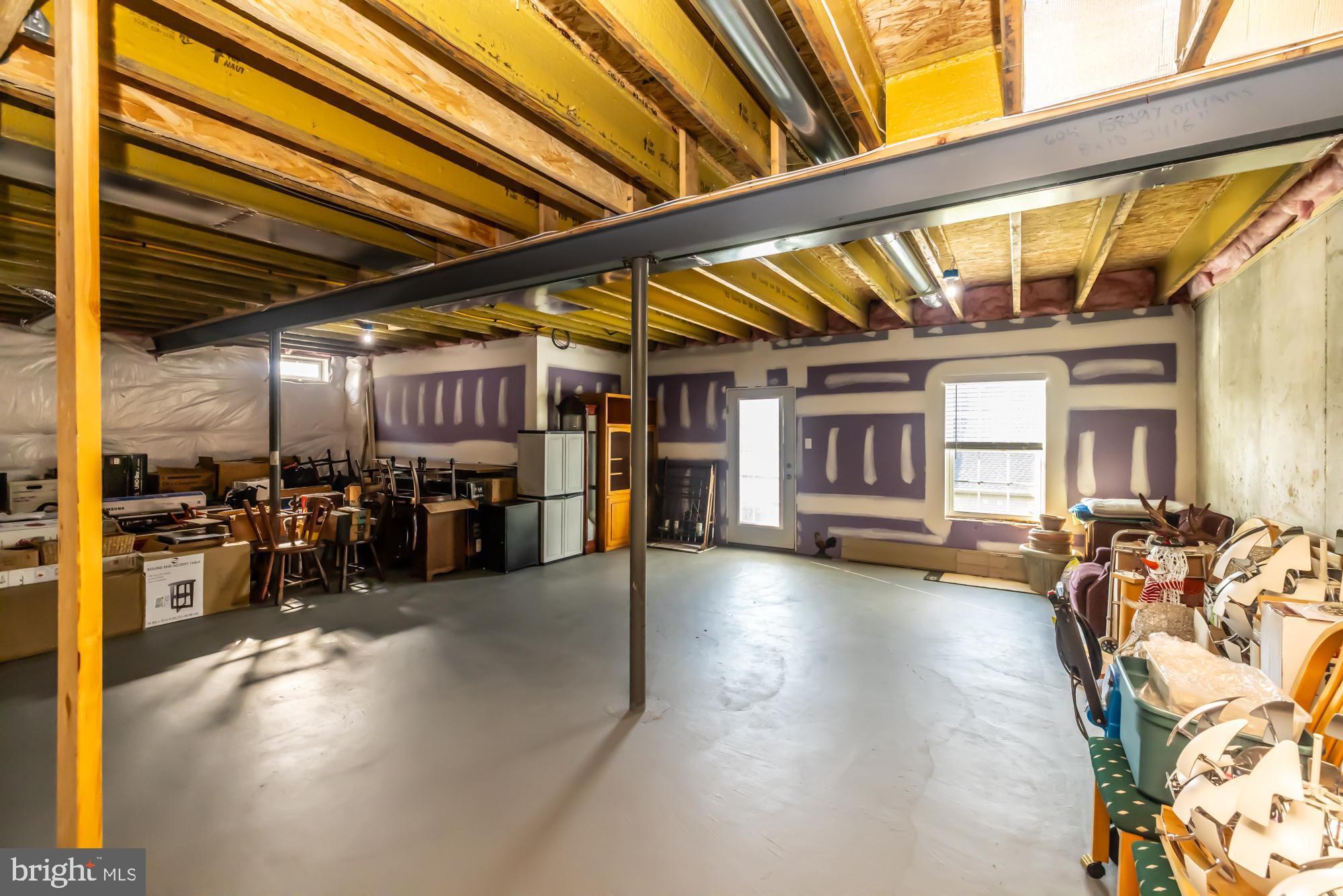 VILLAGES AT HILLVIEW - Residential