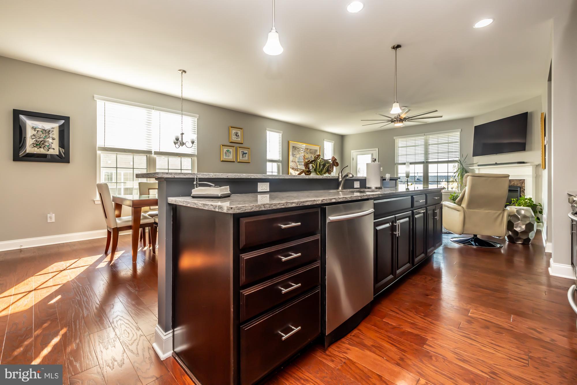 VILLAGES AT HILLVIEW - Residential