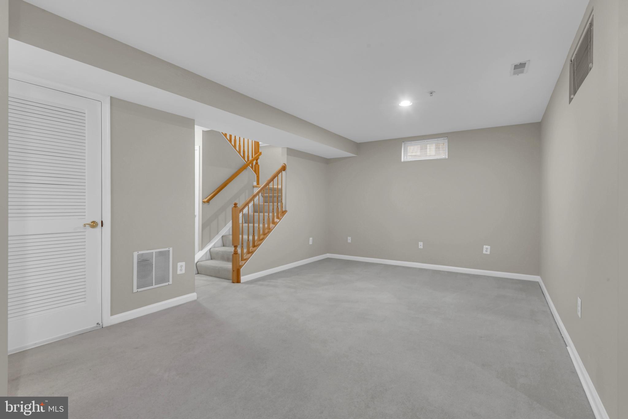 STOCKBRIDGE OVERLOOK - Residential