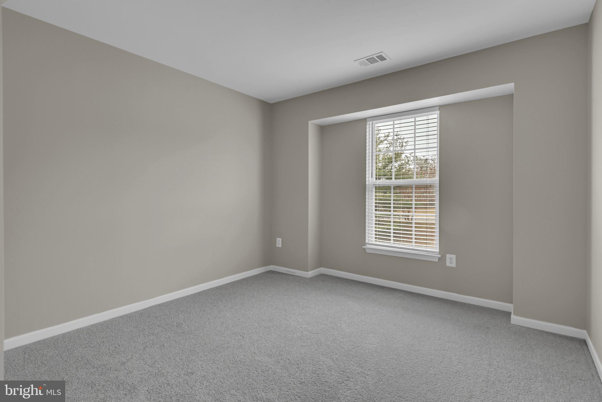 STOCKBRIDGE OVERLOOK - Residential