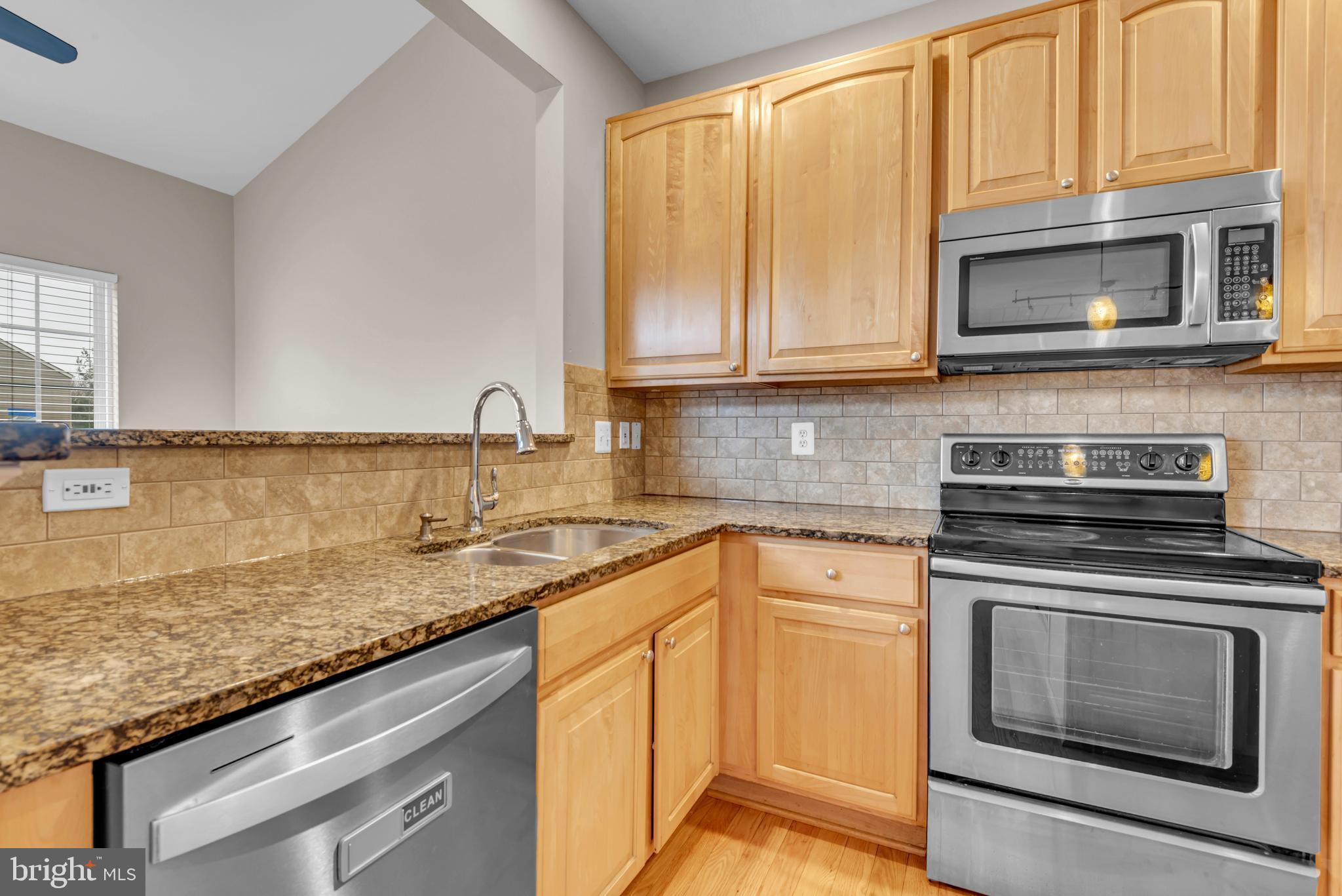 STOCKBRIDGE OVERLOOK - Residential