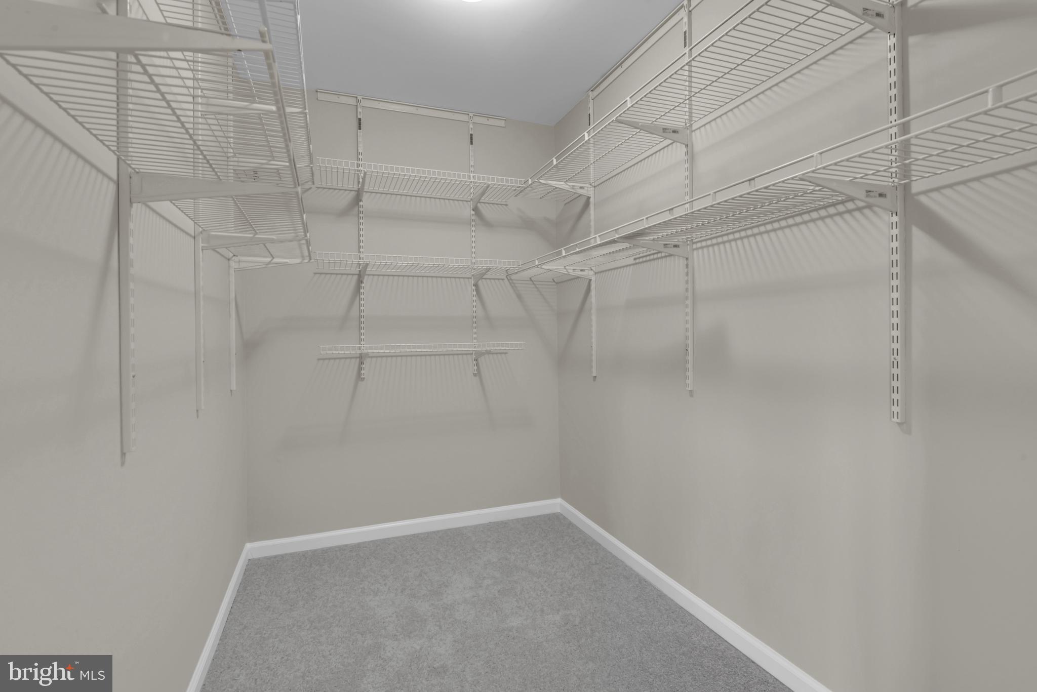 STOCKBRIDGE OVERLOOK - Residential