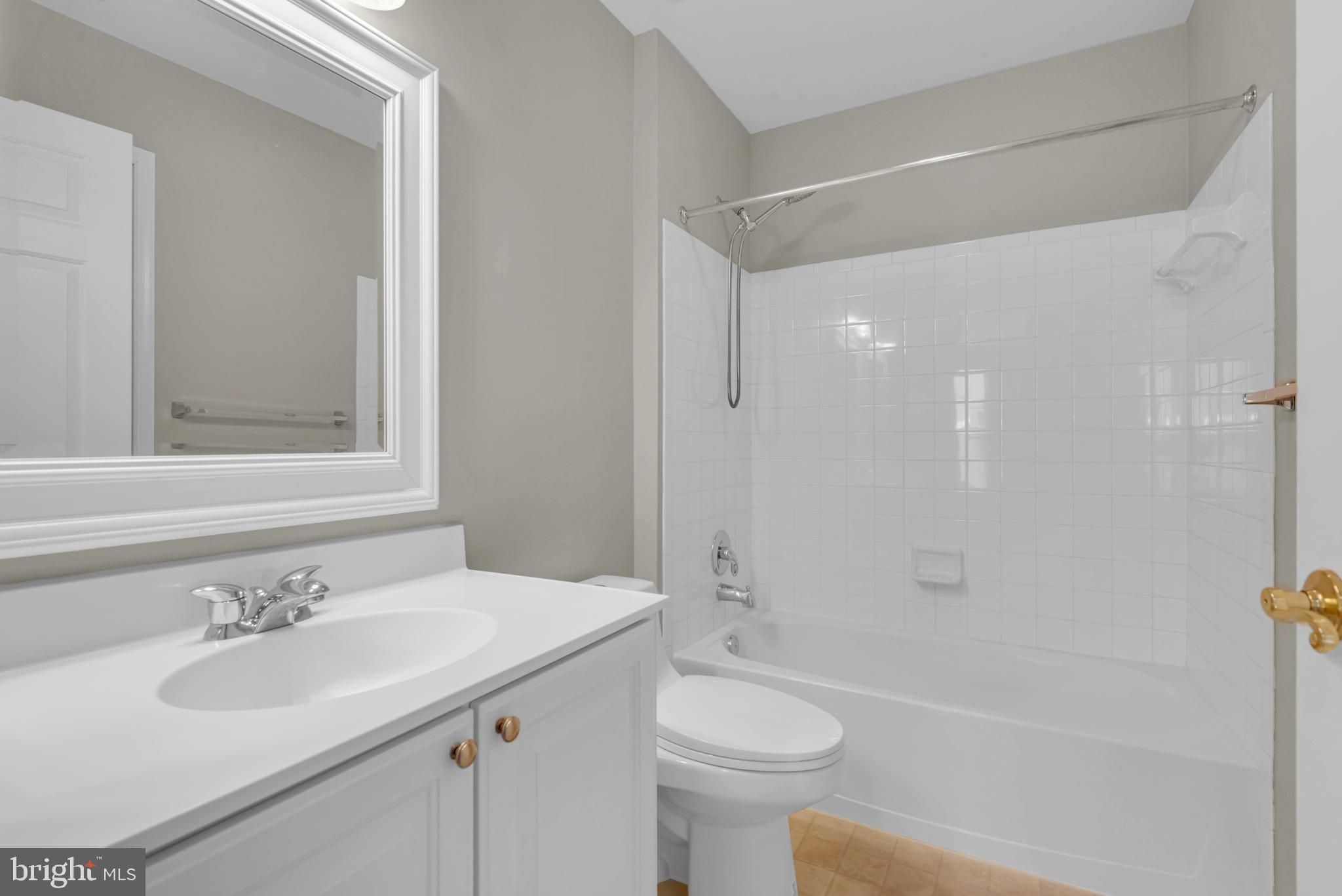 STOCKBRIDGE OVERLOOK - Residential