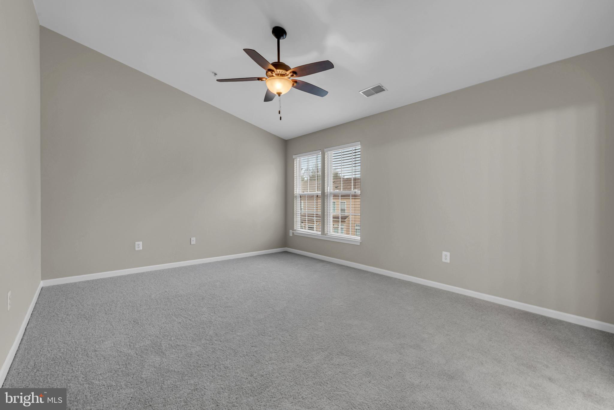 STOCKBRIDGE OVERLOOK - Residential