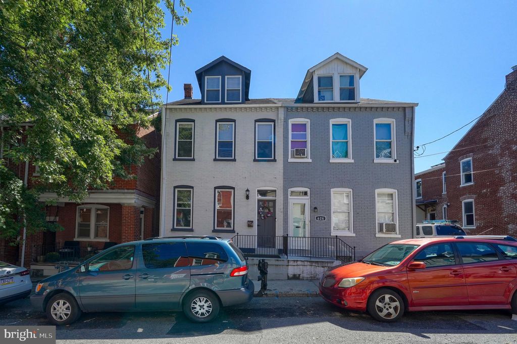 Photo of 624 W Vine Street, LANCASTER, PA 17603 (MLS # PALA2076252)