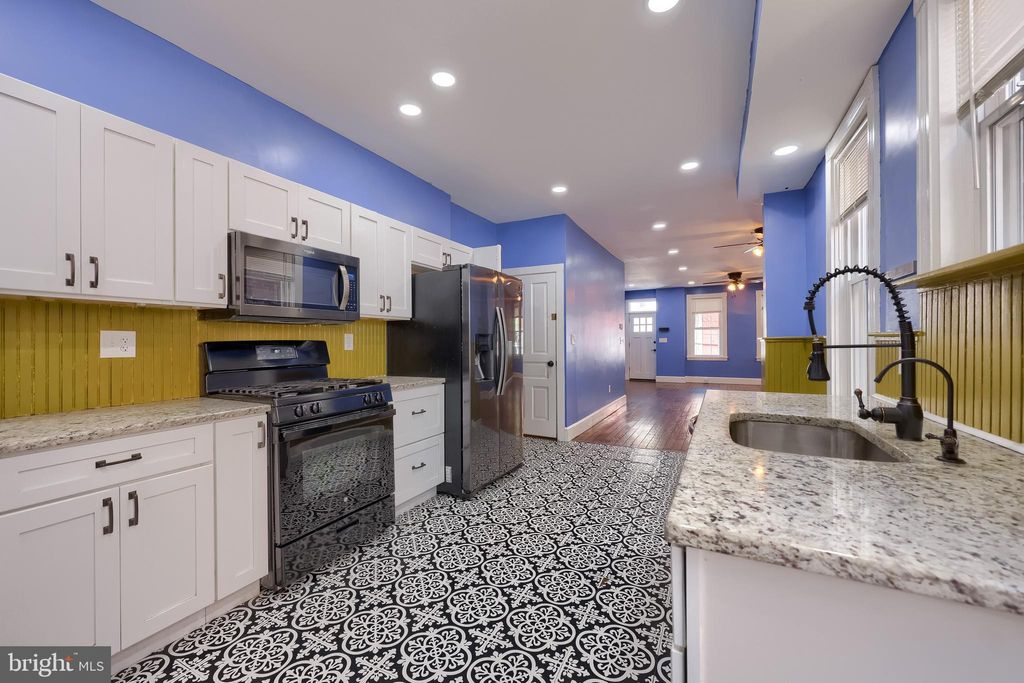 Photo of 624 W Vine Street, LANCASTER, PA 17603 (MLS # PALA2076252)