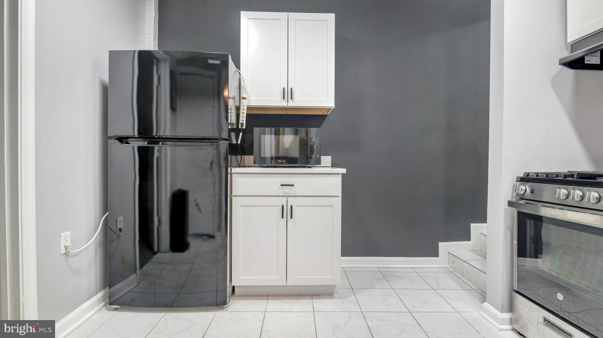 NORTH ENGLEWOOD - Residential Lease