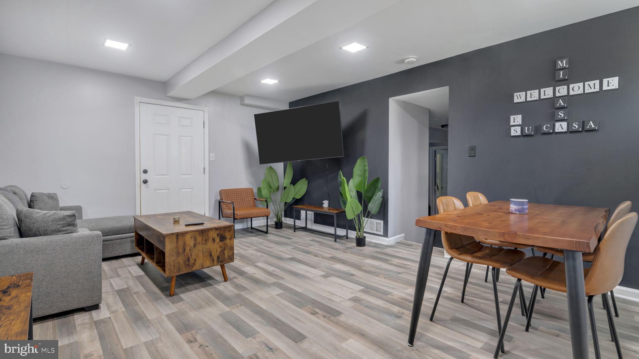 NORTH ENGLEWOOD - Residential Lease