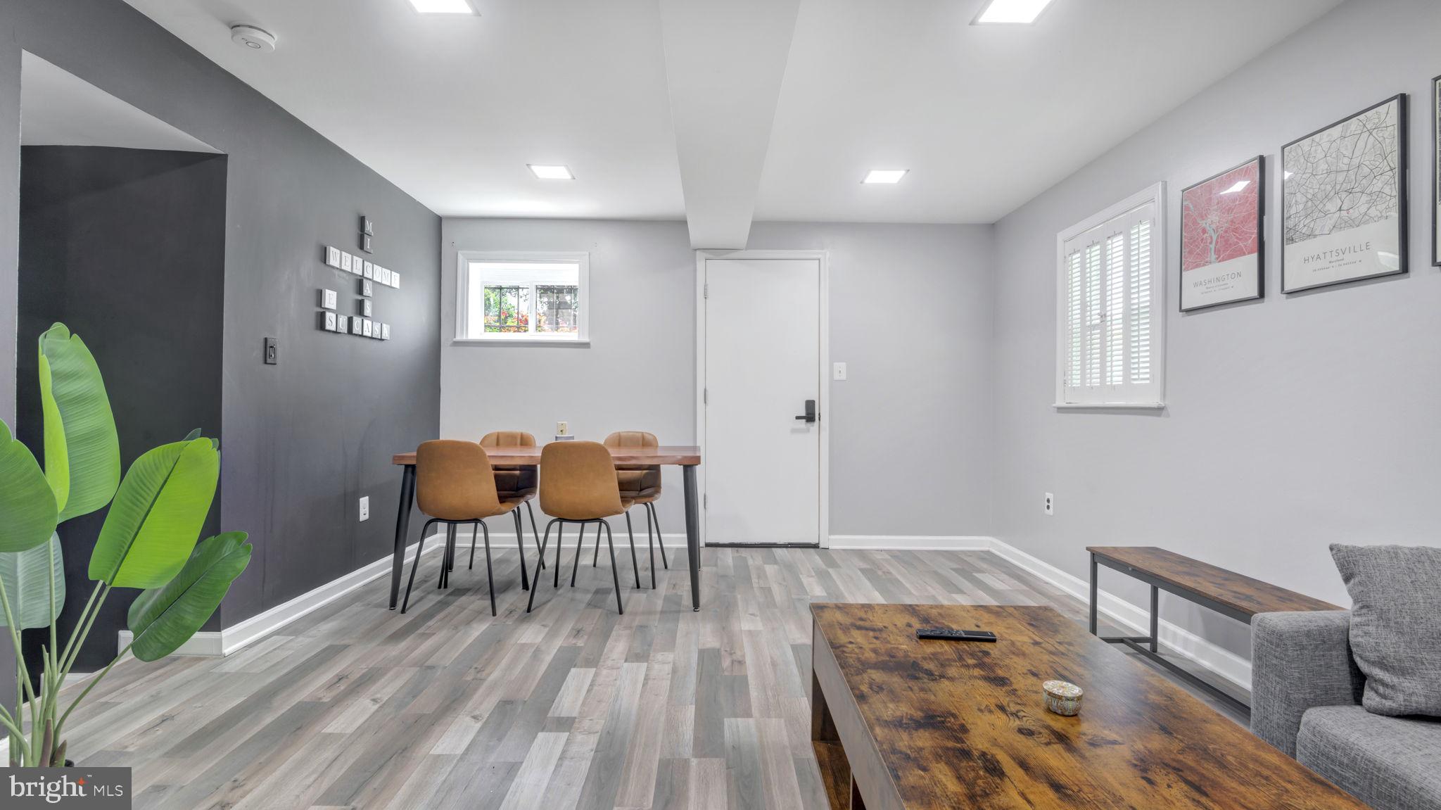 NORTH ENGLEWOOD - Residential Lease